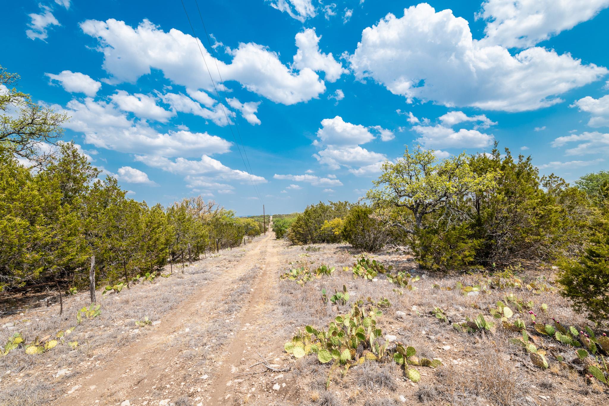 491 Kc 276, Junction, TX 76849
