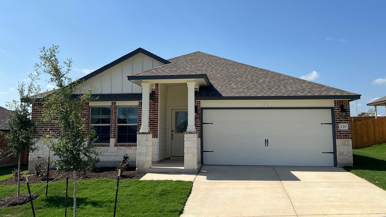 220 Creekfall Rd, Burnet, TX 78611
