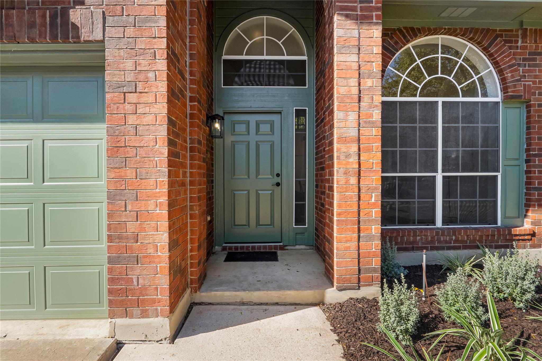 9328 Sanford Dr, Austin, TX 78748