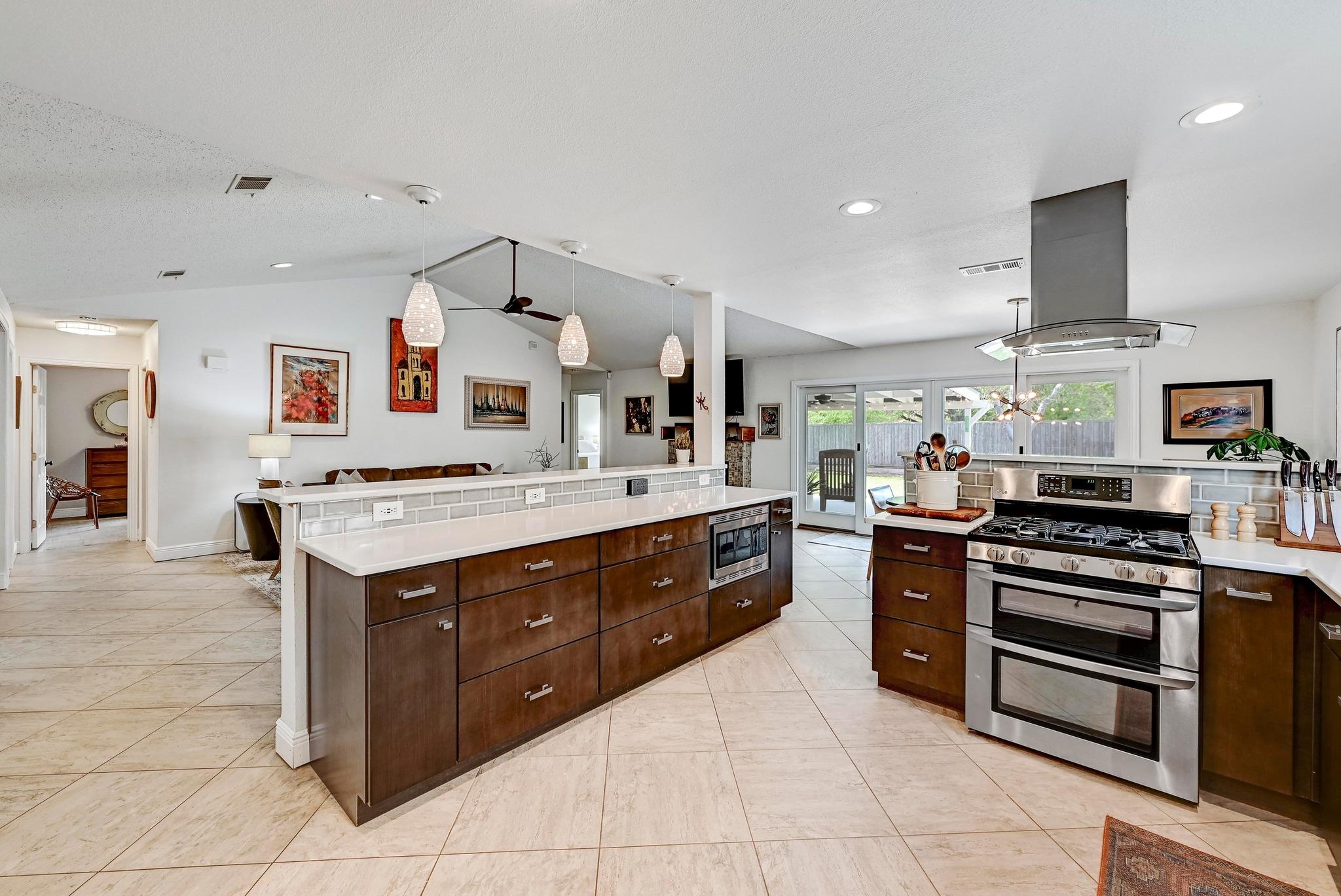 6567 Fair Valley Trl, Austin, TX 78749
