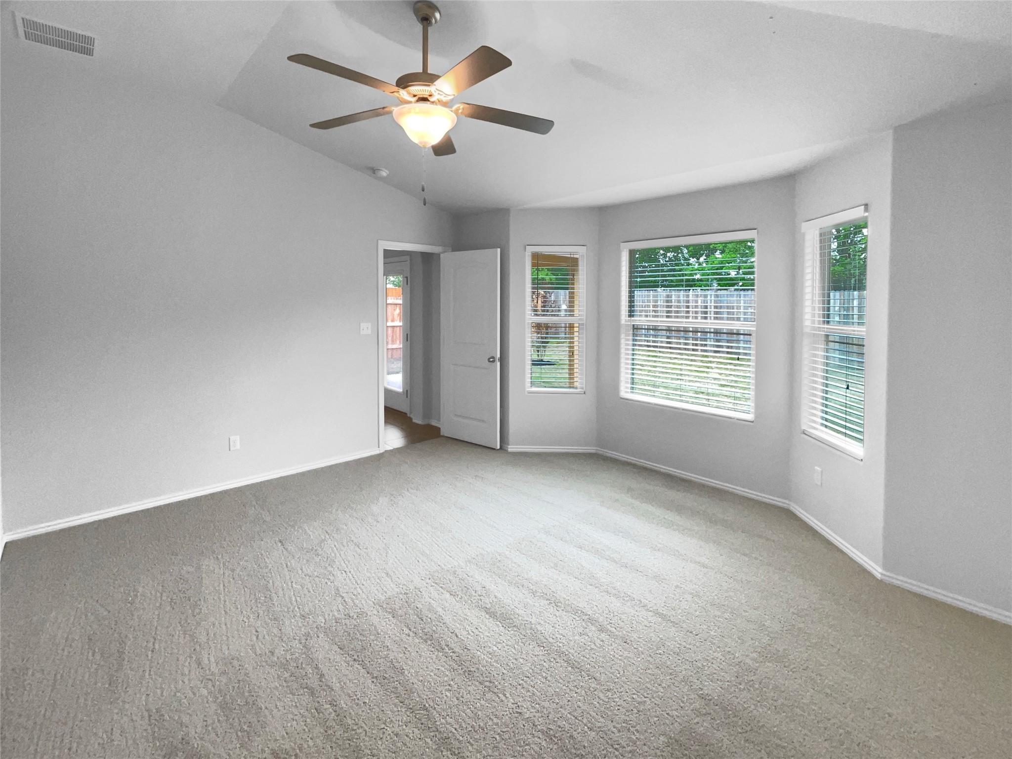19333 Nicole Ln, Pflugerville, TX 78660