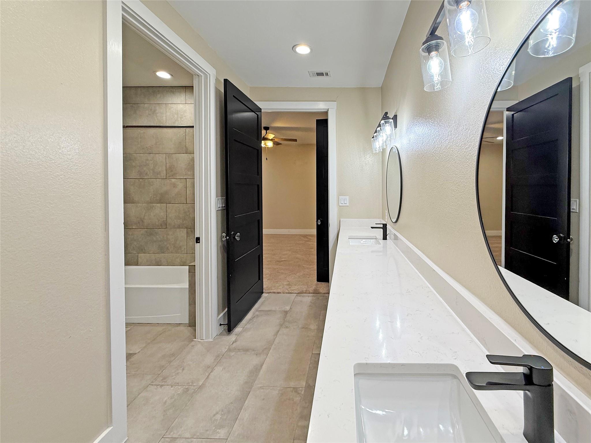 1215 Private Road 7039, Lexington, TX 78947