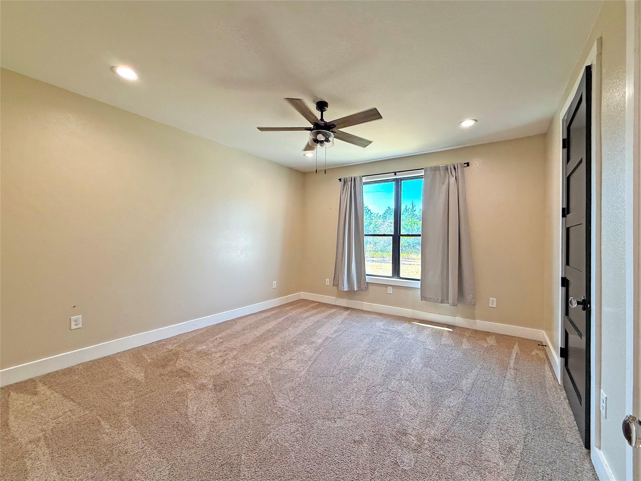 1215 Private Road 7039, Lexington, TX 78947