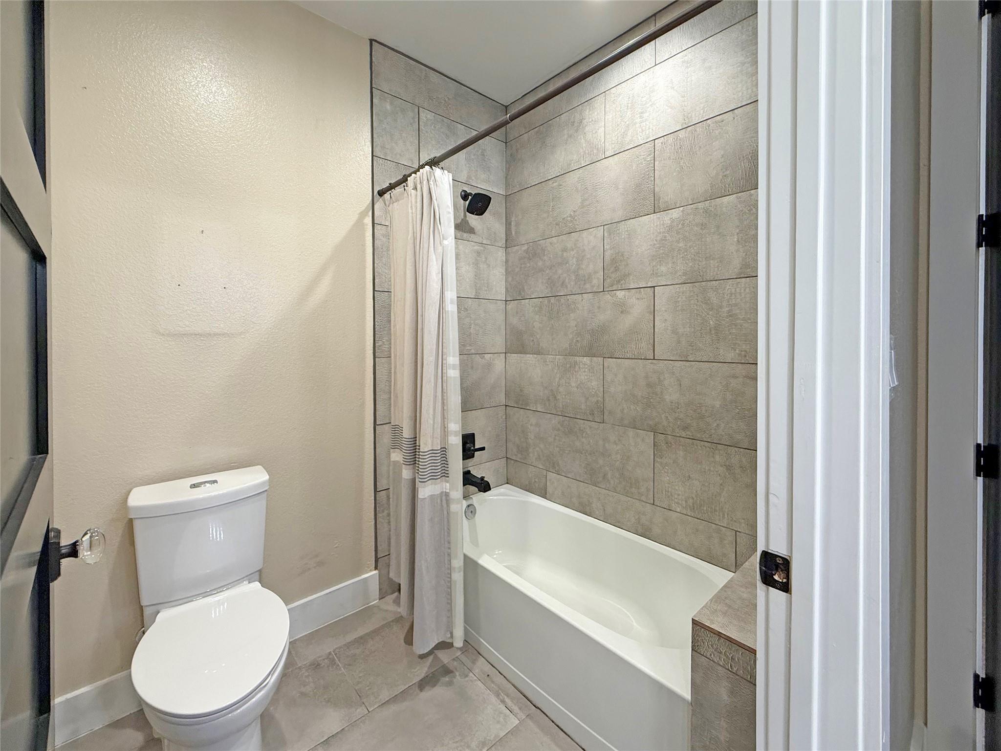 1215 Private Road 7039, Lexington, TX 78947