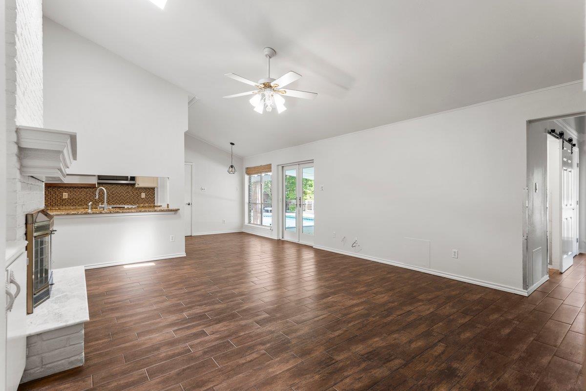 11525 Spring Hill Dr, Austin, TX 78753