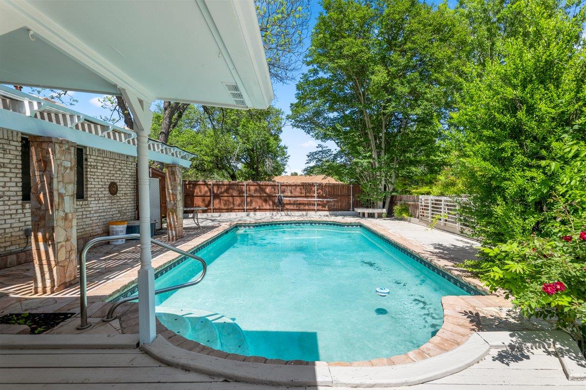 11525 Spring Hill Dr, Austin, TX 78753