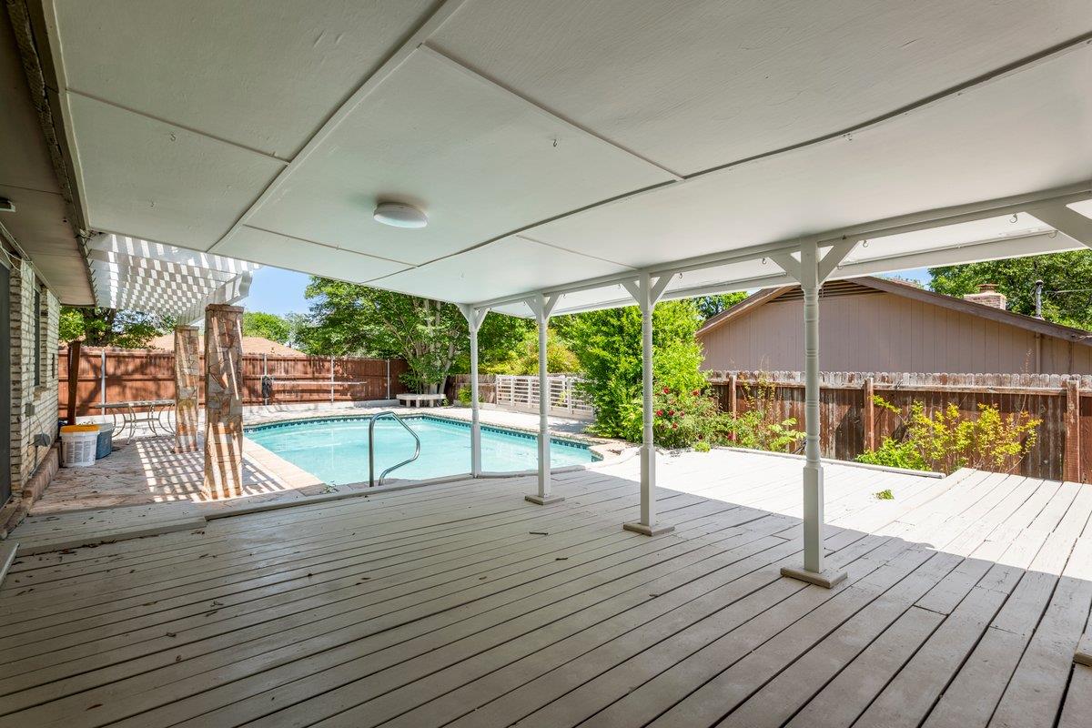 11525 Spring Hill Dr, Austin, TX 78753