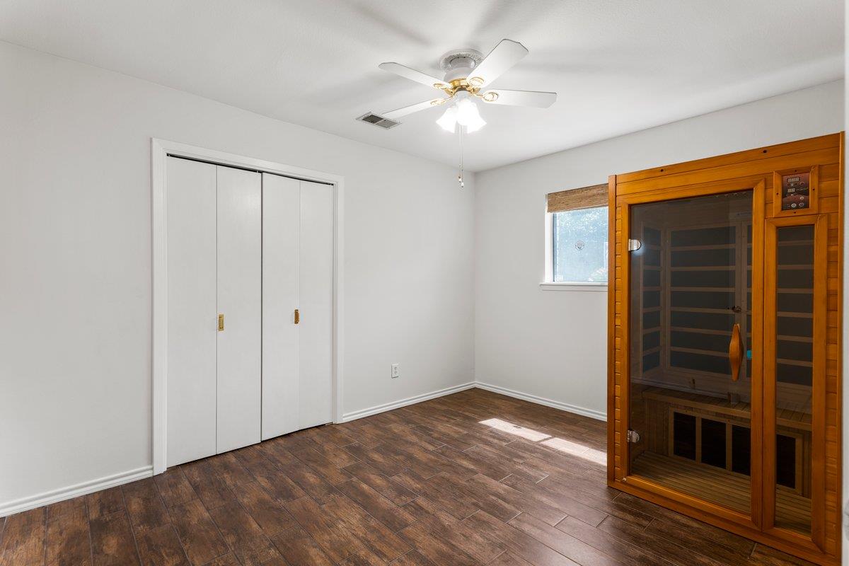 11525 Spring Hill Dr, Austin, TX 78753