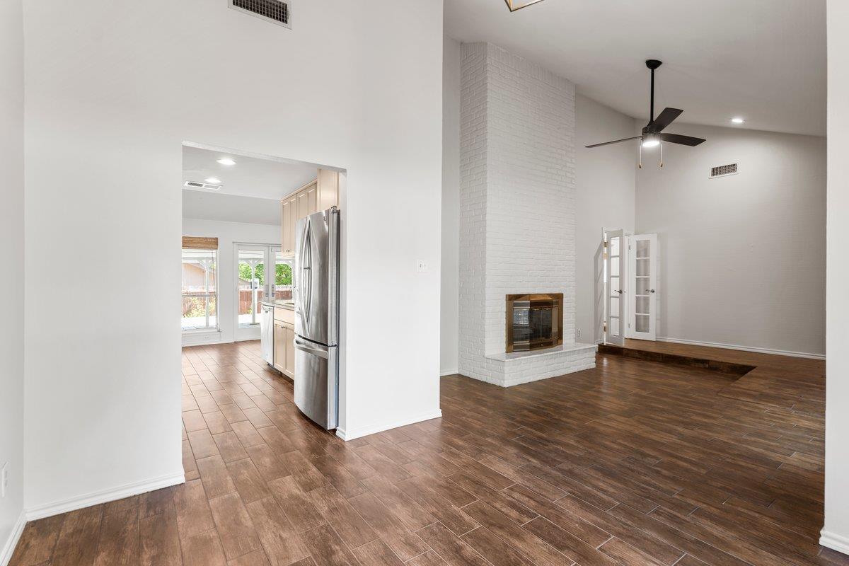 11525 Spring Hill Dr, Austin, TX 78753