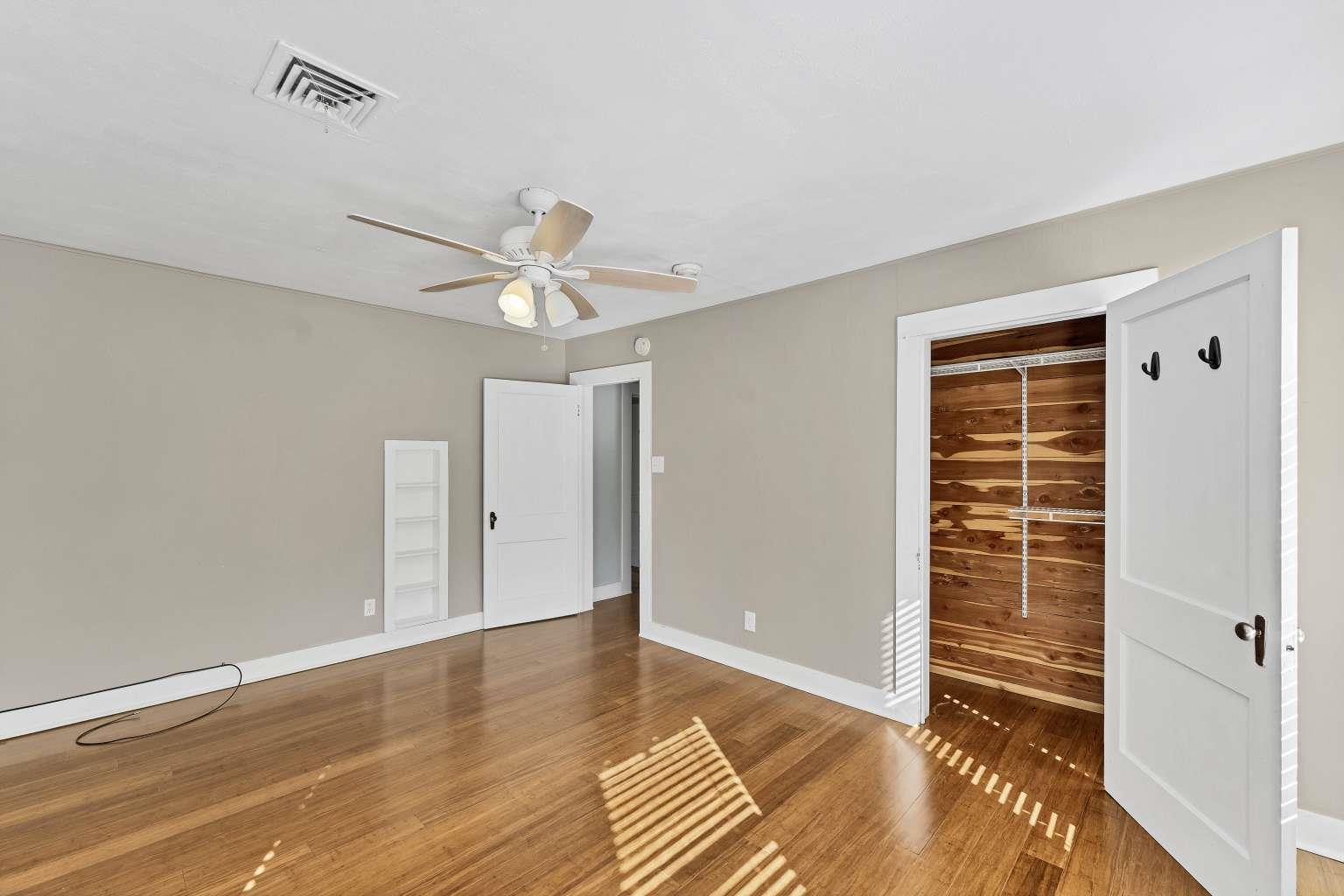 1012 7th St, Blanco, TX 78606