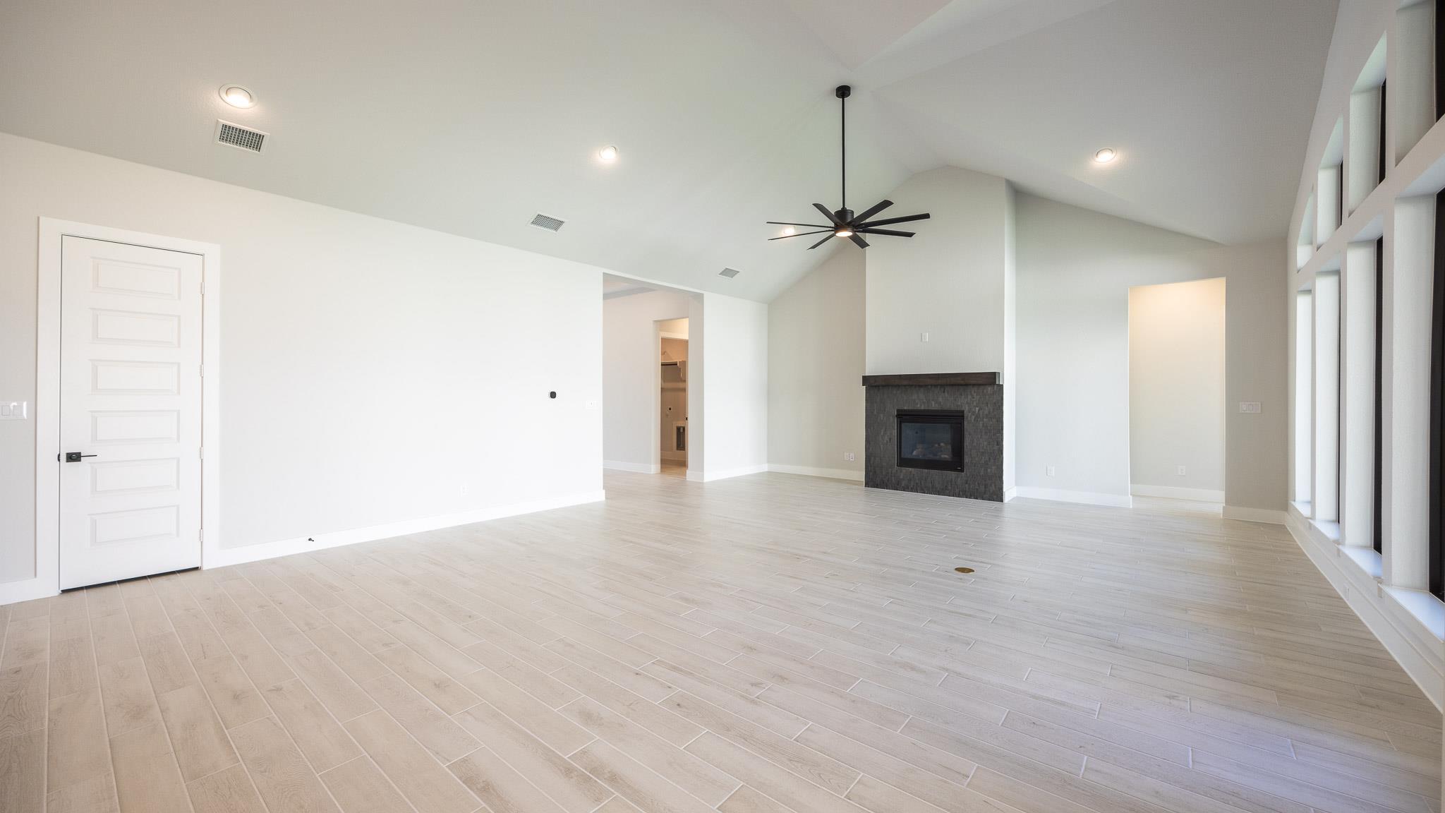 1256 Jolie Rose Bnd, Leander, TX 78641