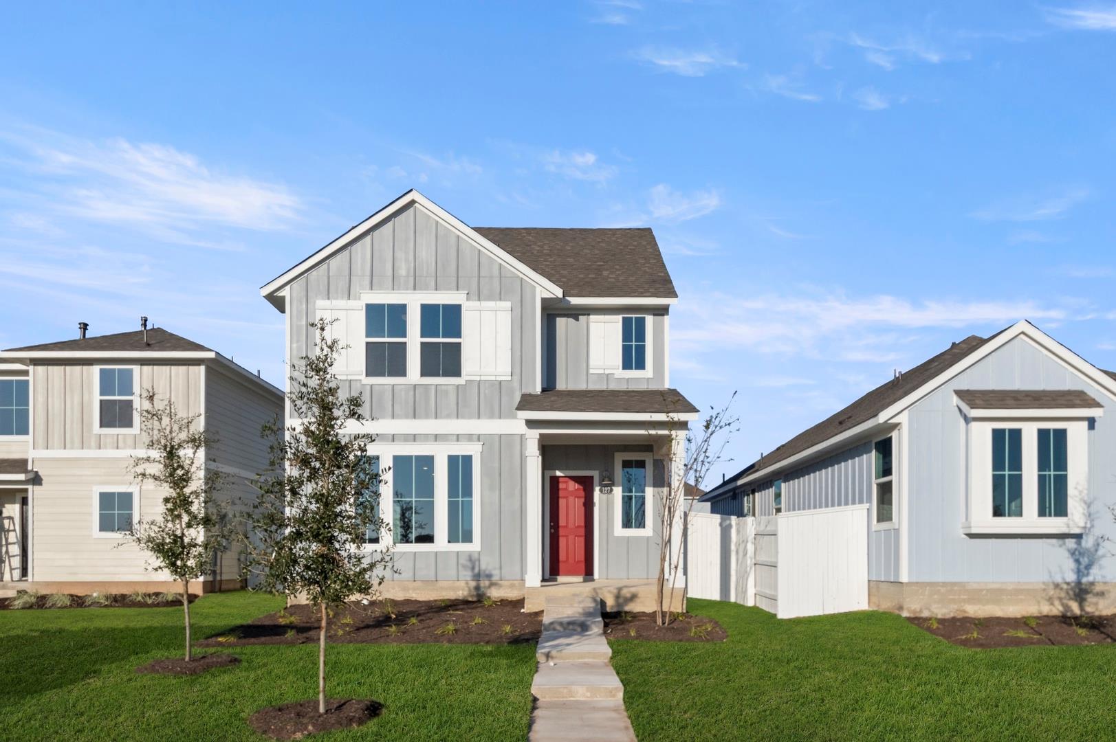 127 Summer Dr, Elgin, TX 78621