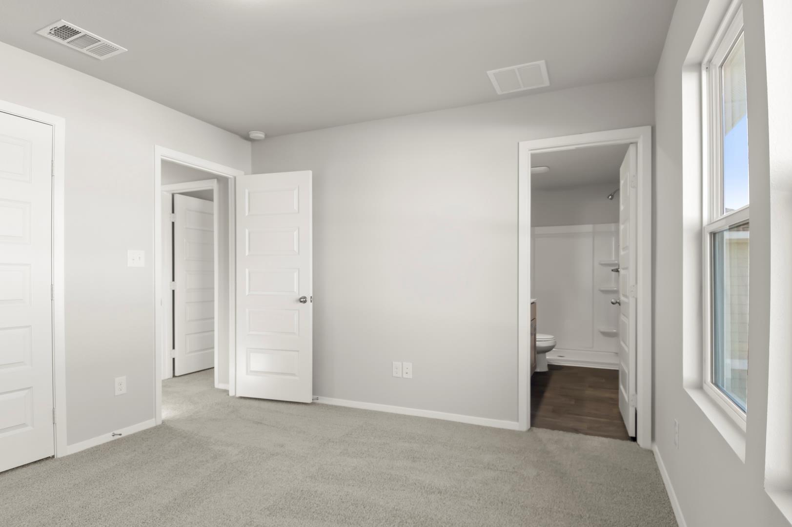 127 Summer Dr, Elgin, TX 78621