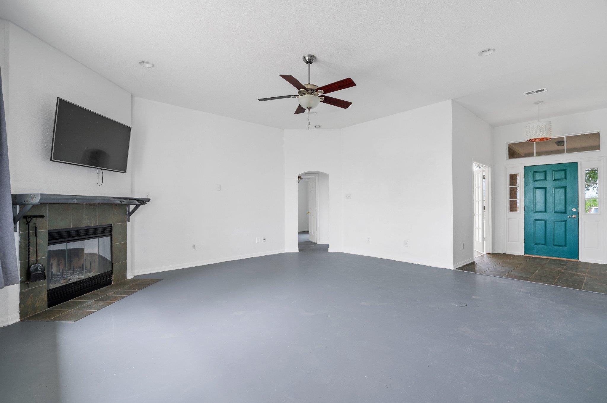14325 S Turnerville Rd, Buda, TX 78610
