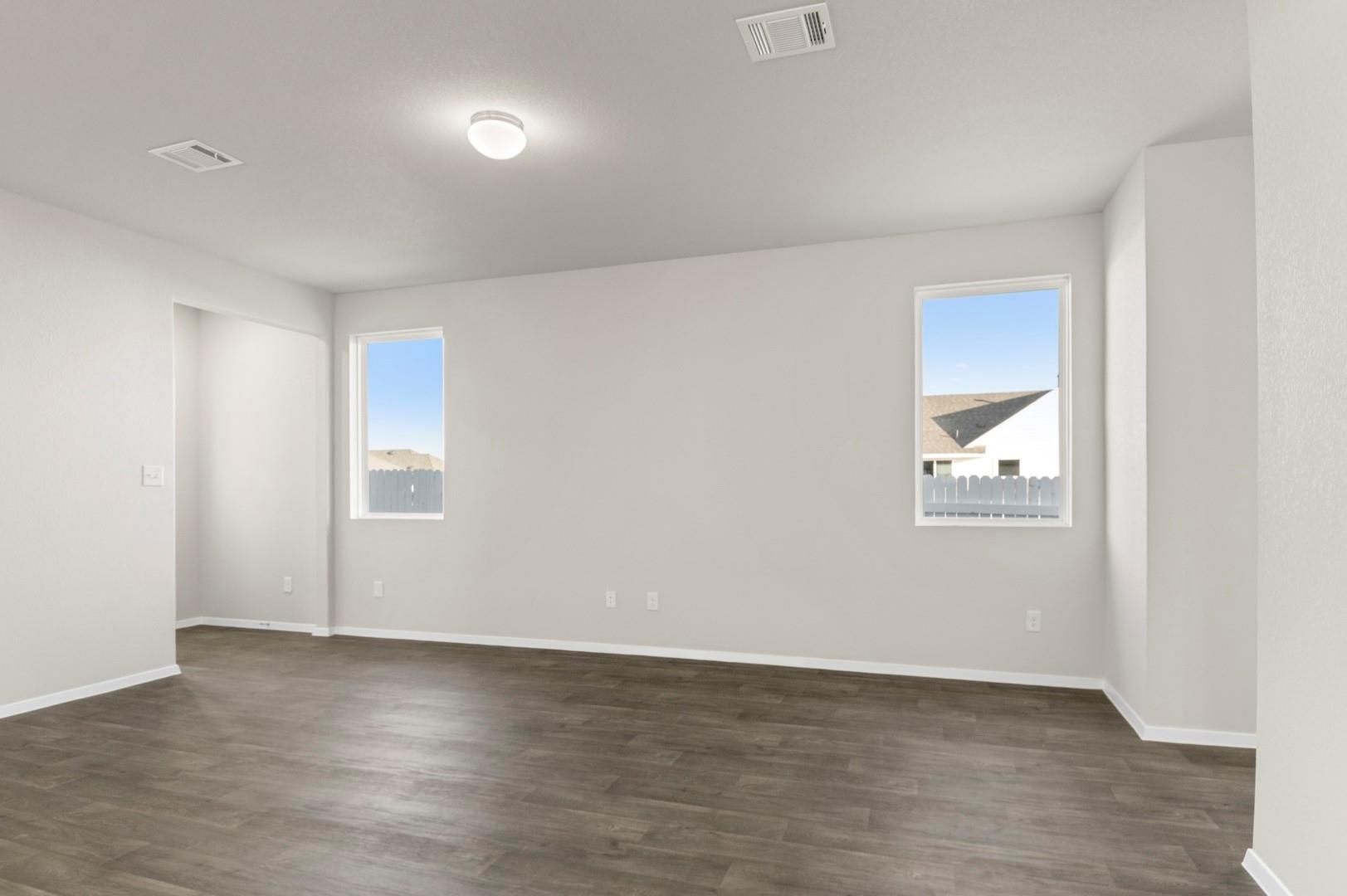 131 Summer Dr, Elgin, TX 78621