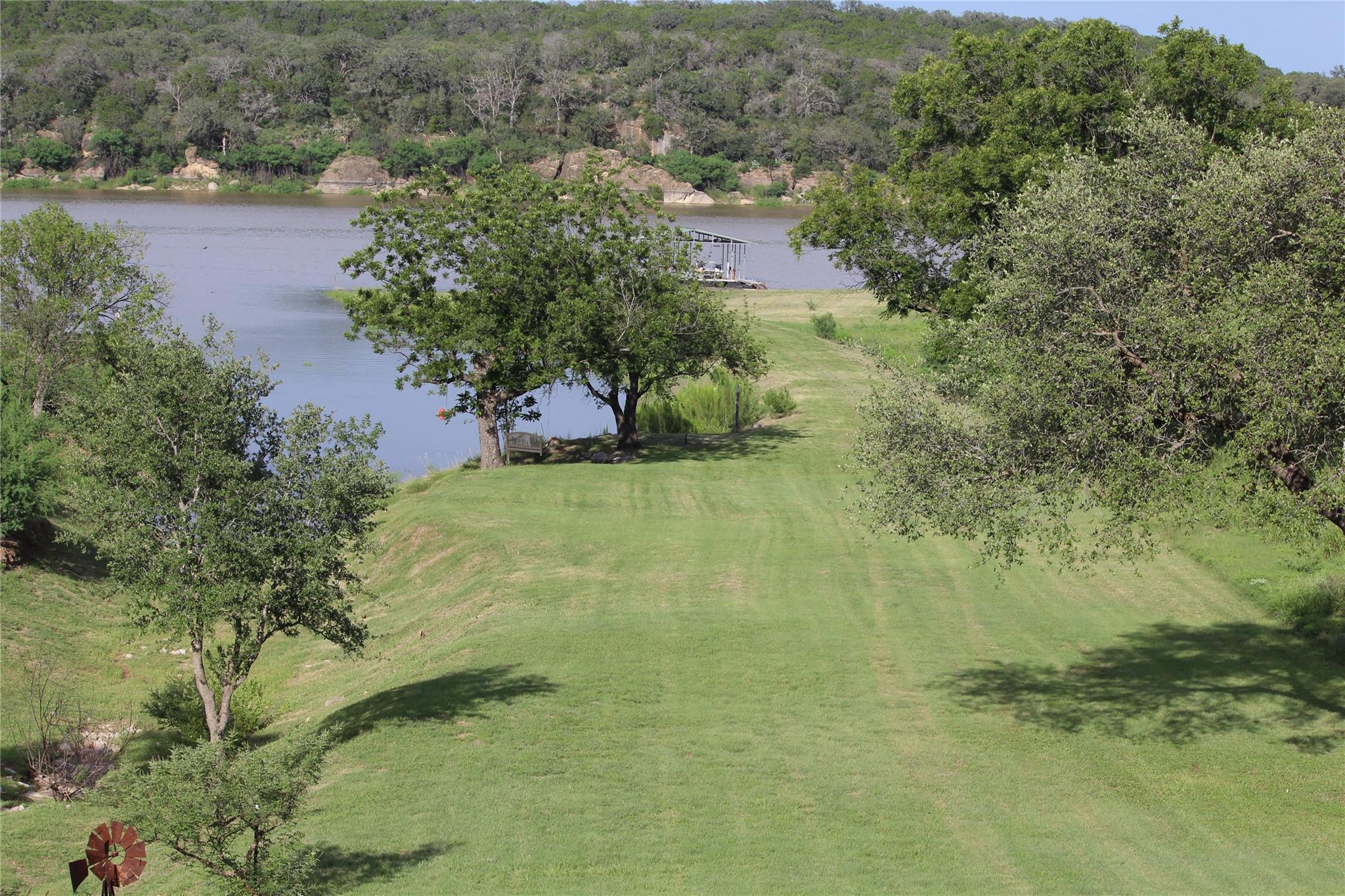 527 County Road 421A, Spicewood, TX 78669