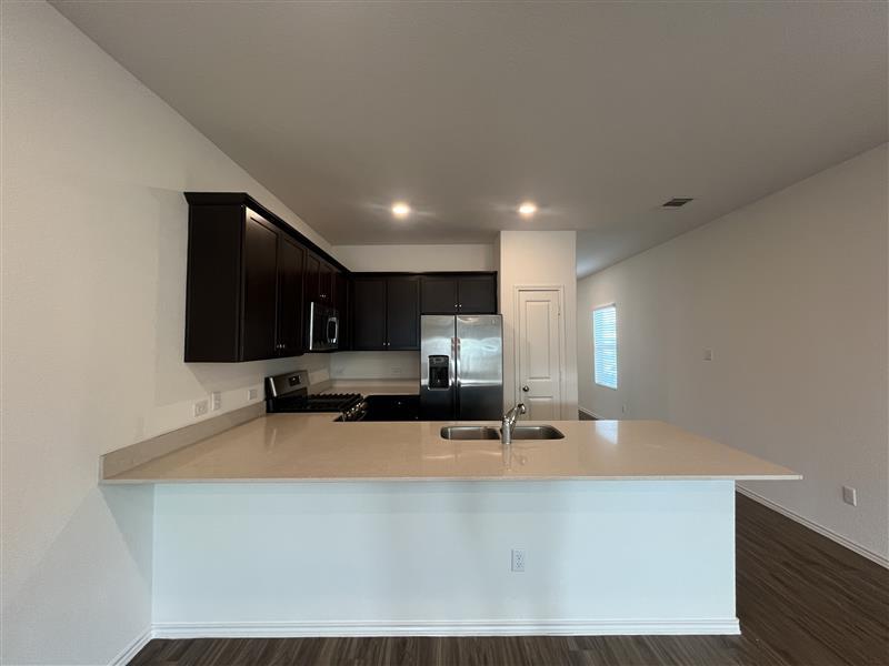 841 Piney Bnd, Georgetown, TX 78626