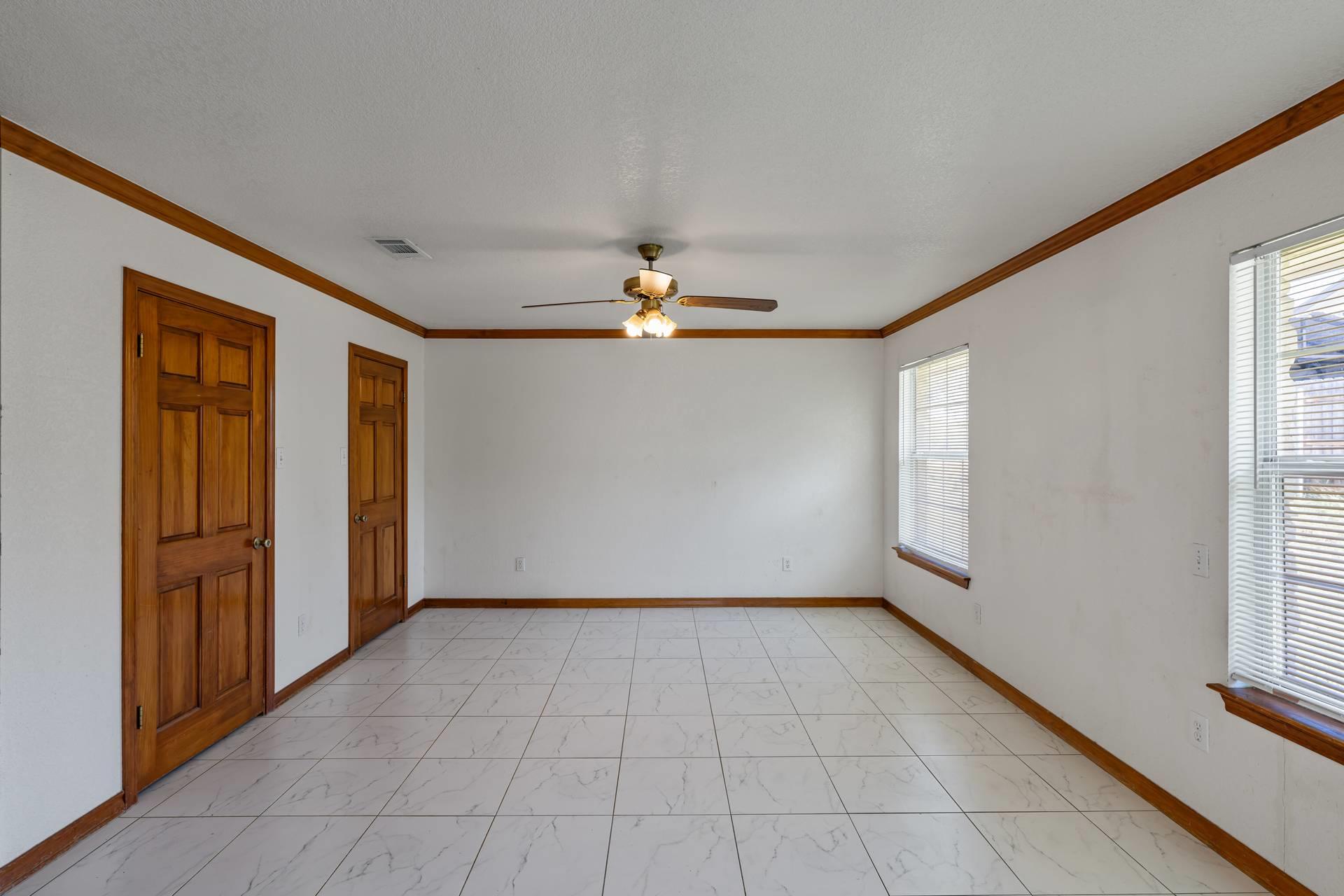 101 Oak Ridge Cir, Georgetown, TX 78628