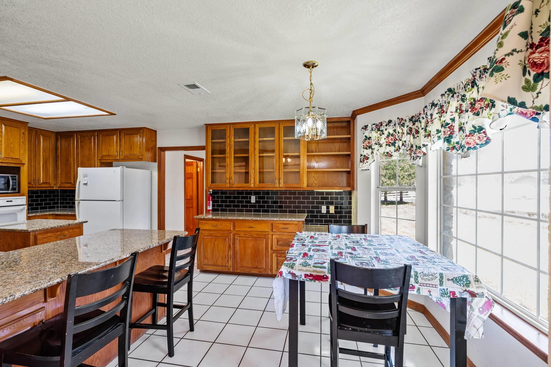 101 Oak Ridge Cir, Georgetown, TX 78628