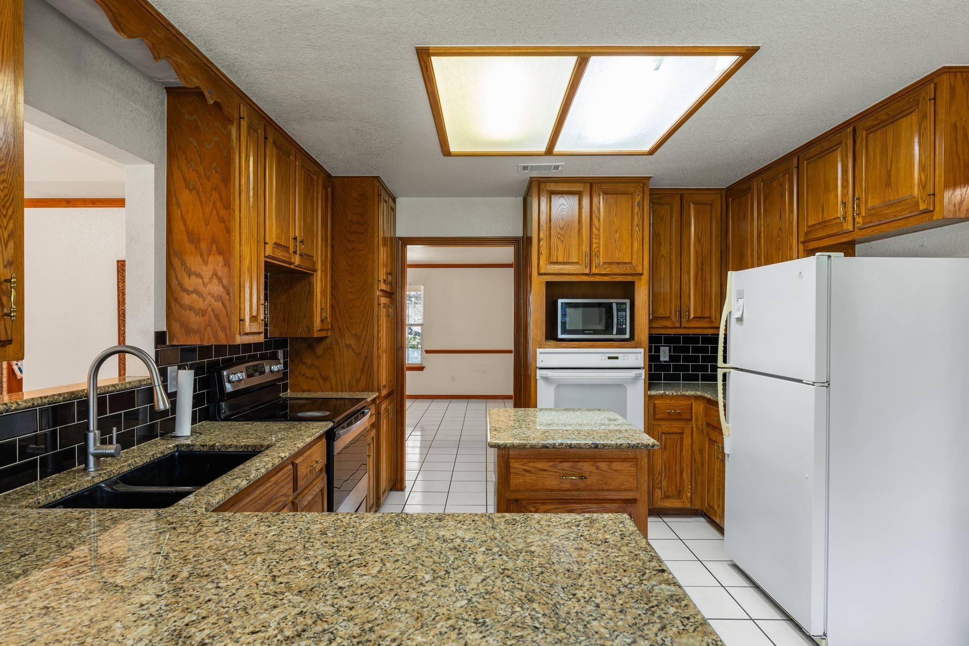 101 Oak Ridge Cir, Georgetown, TX 78628