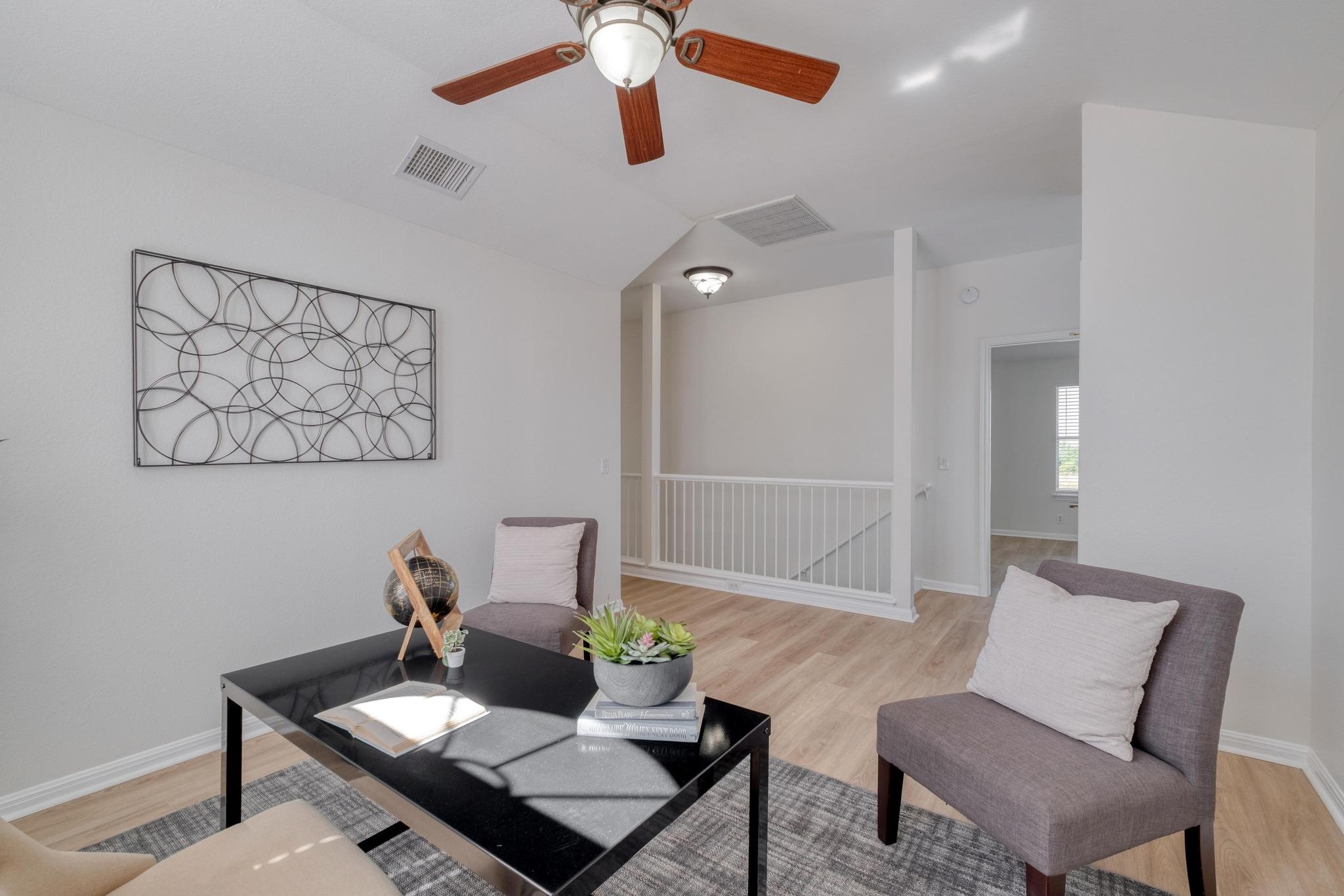223 Lakemont Dr, Hutto, TX 78634