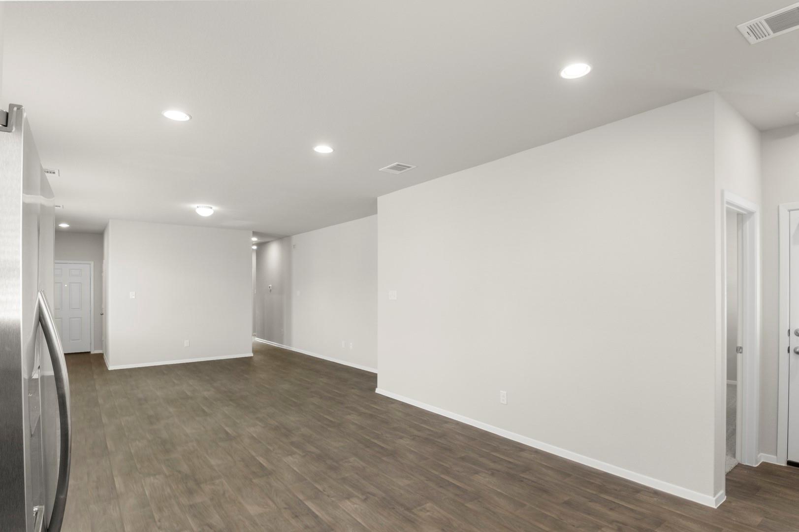 700 Running Creek Dr, Kyle, TX 78640