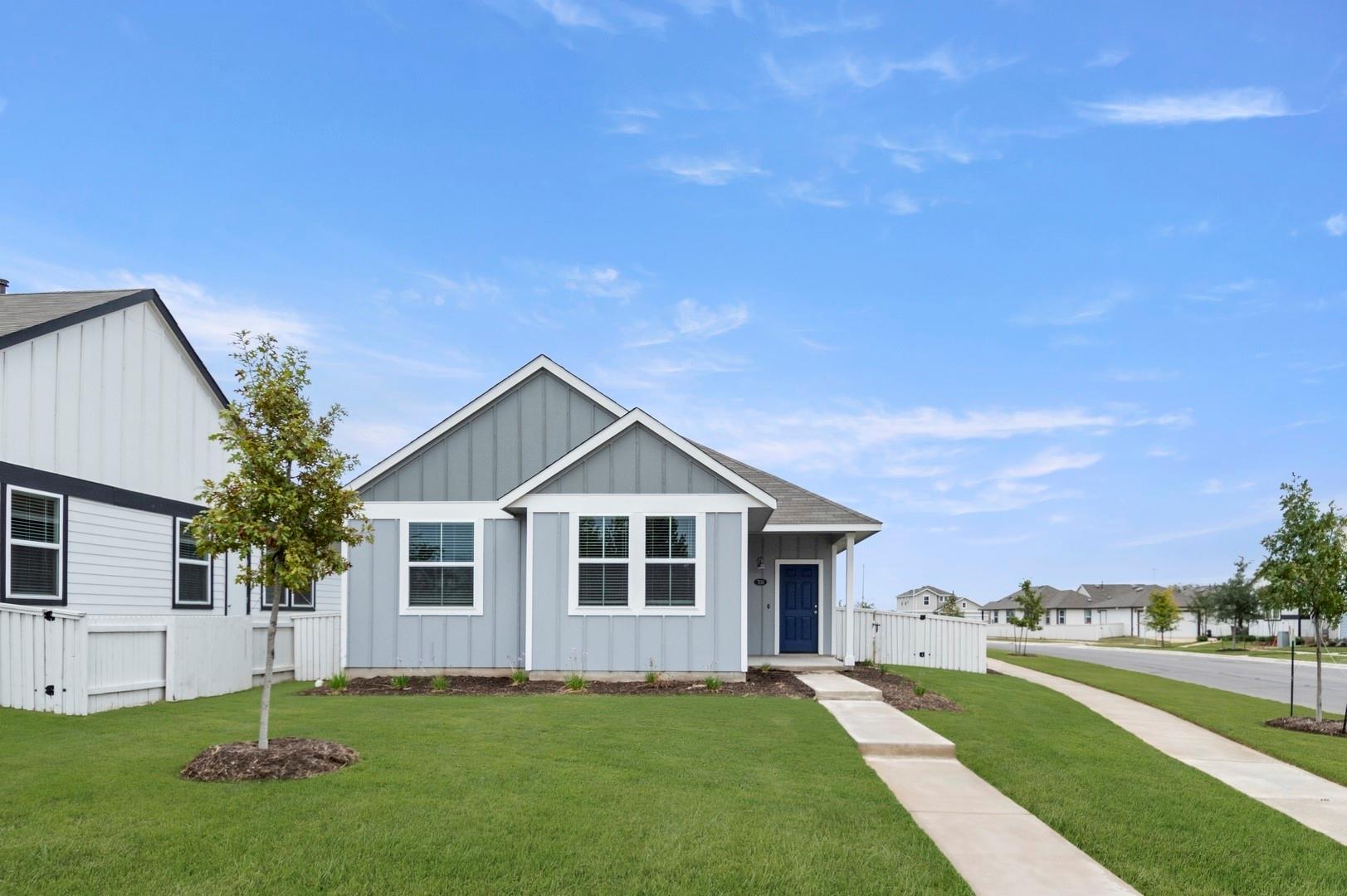 700 Running Creek Dr, Kyle, TX 78640