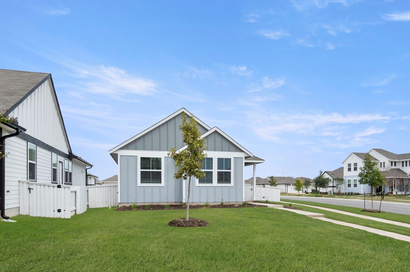 700 Running Creek Dr, Kyle, TX 78640