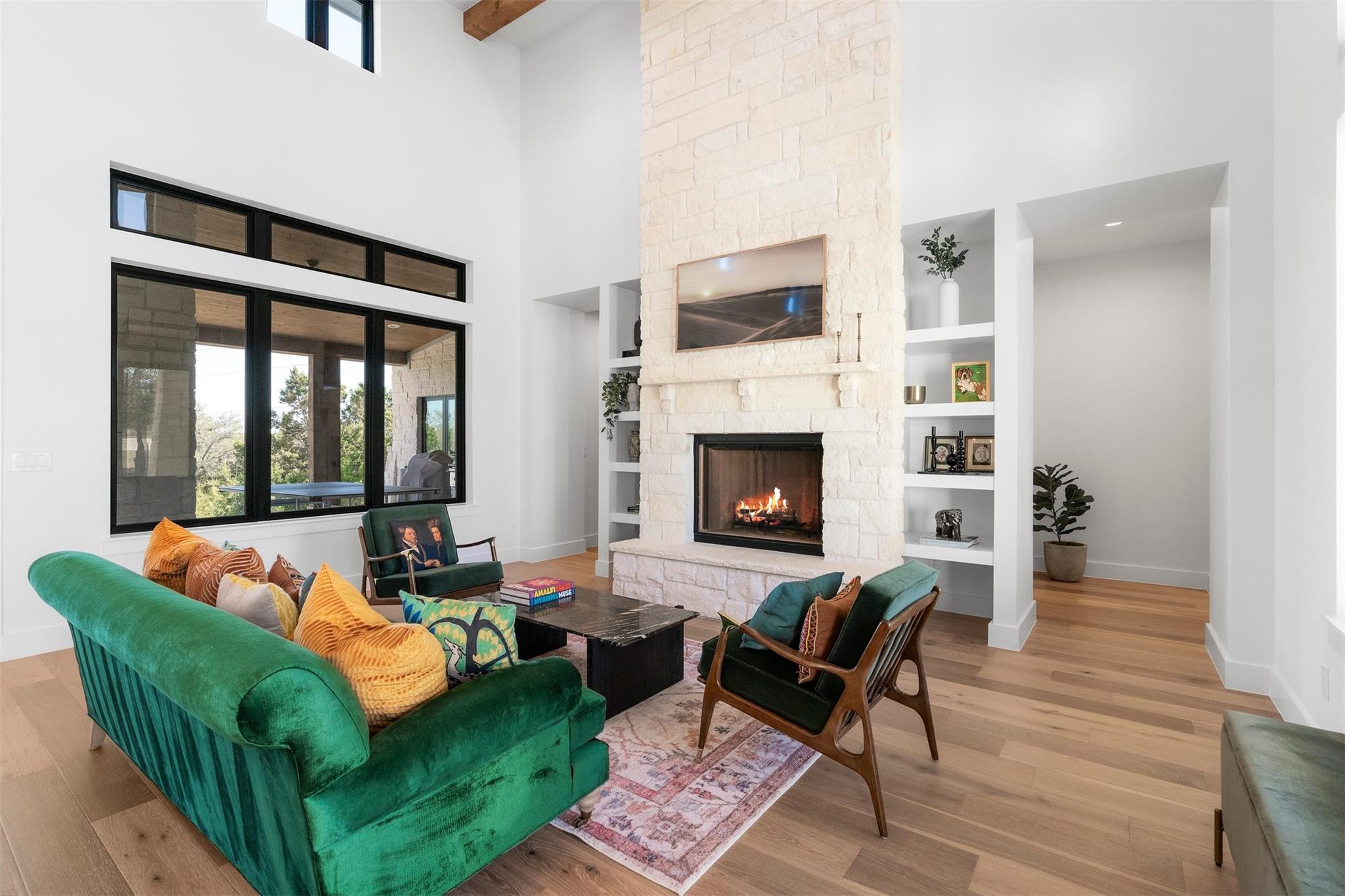 336 Mae Pt, Dripping Springs, TX 78620