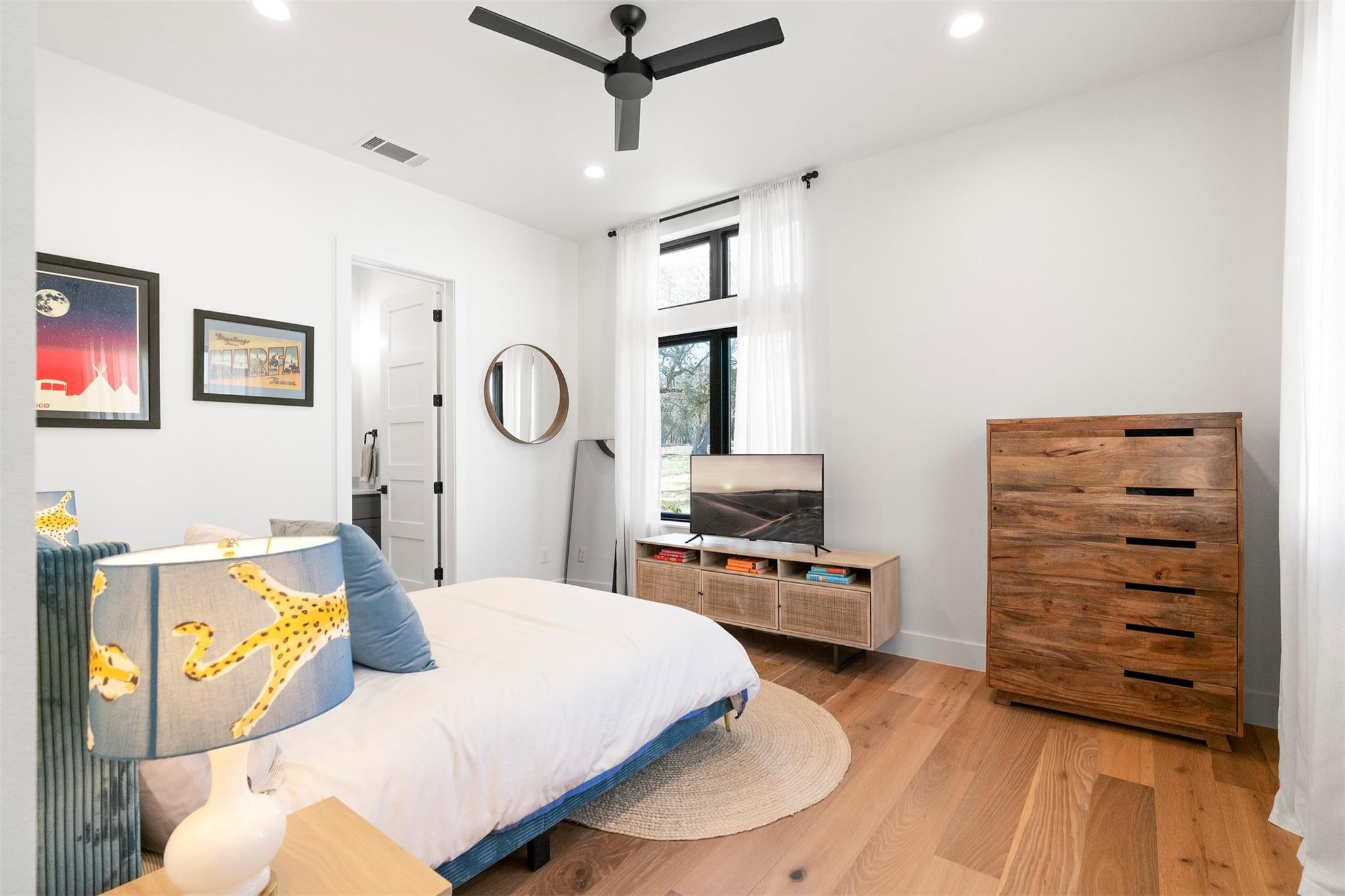 336 Mae Pt, Dripping Springs, TX 78620