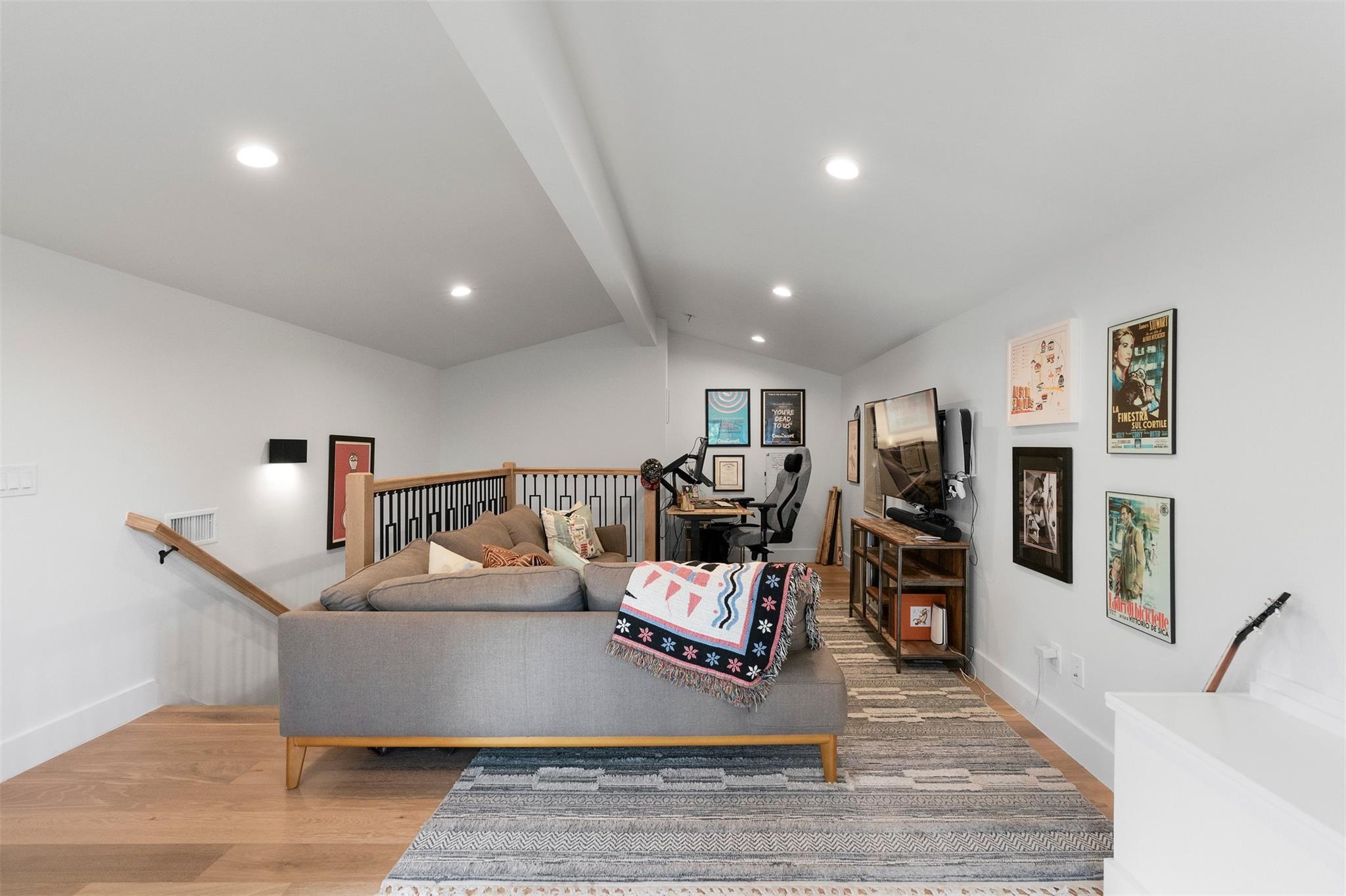 336 Mae Pt, Dripping Springs, TX 78620