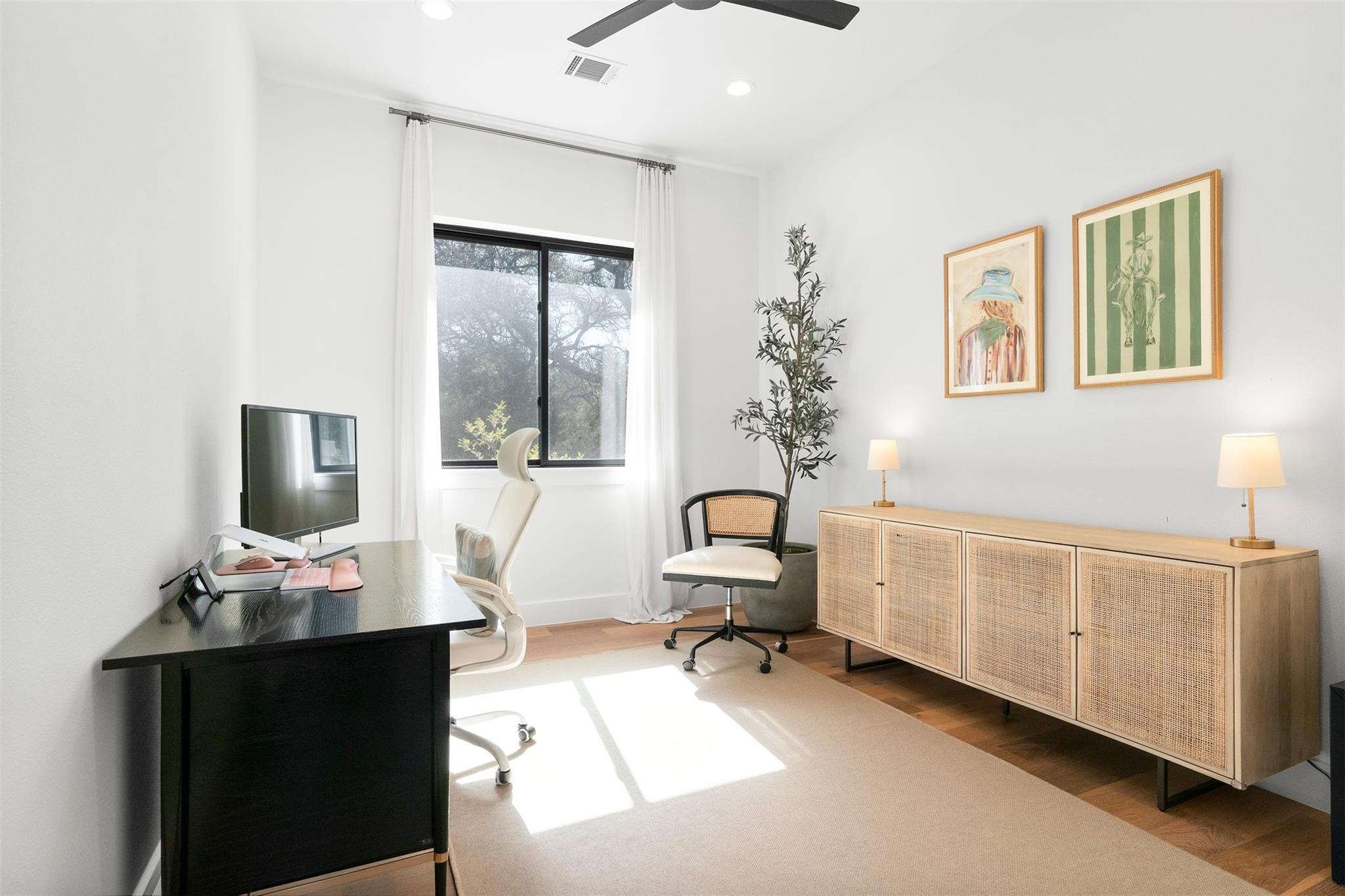 336 Mae Pt, Dripping Springs, TX 78620