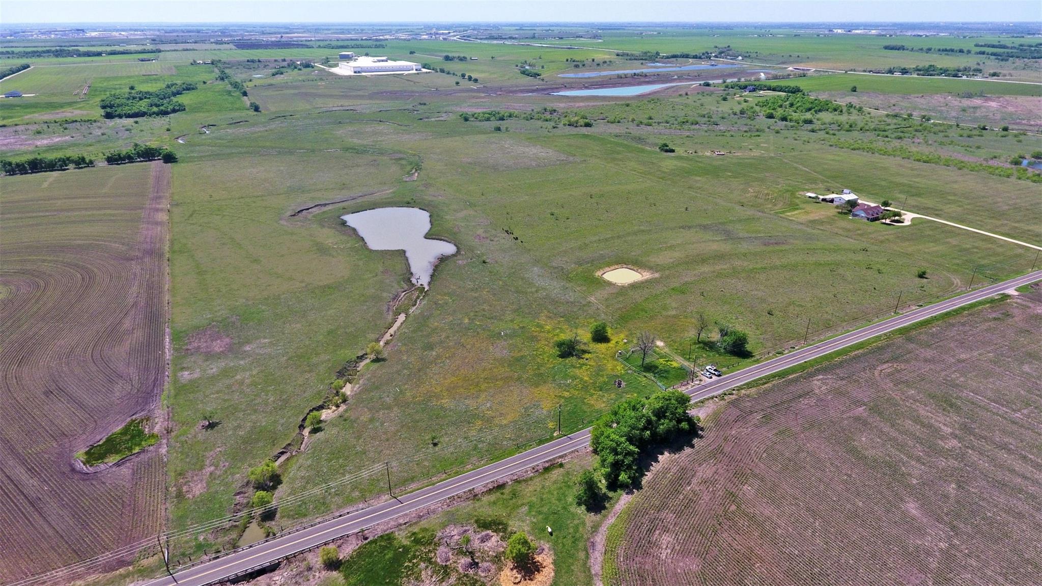 800 County Road 369 Rd, Taylor, TX 76574