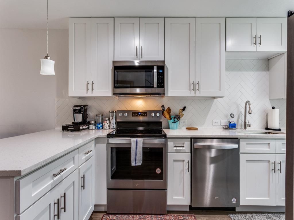 3806 Southway Dr # 102, Austin, TX 78704