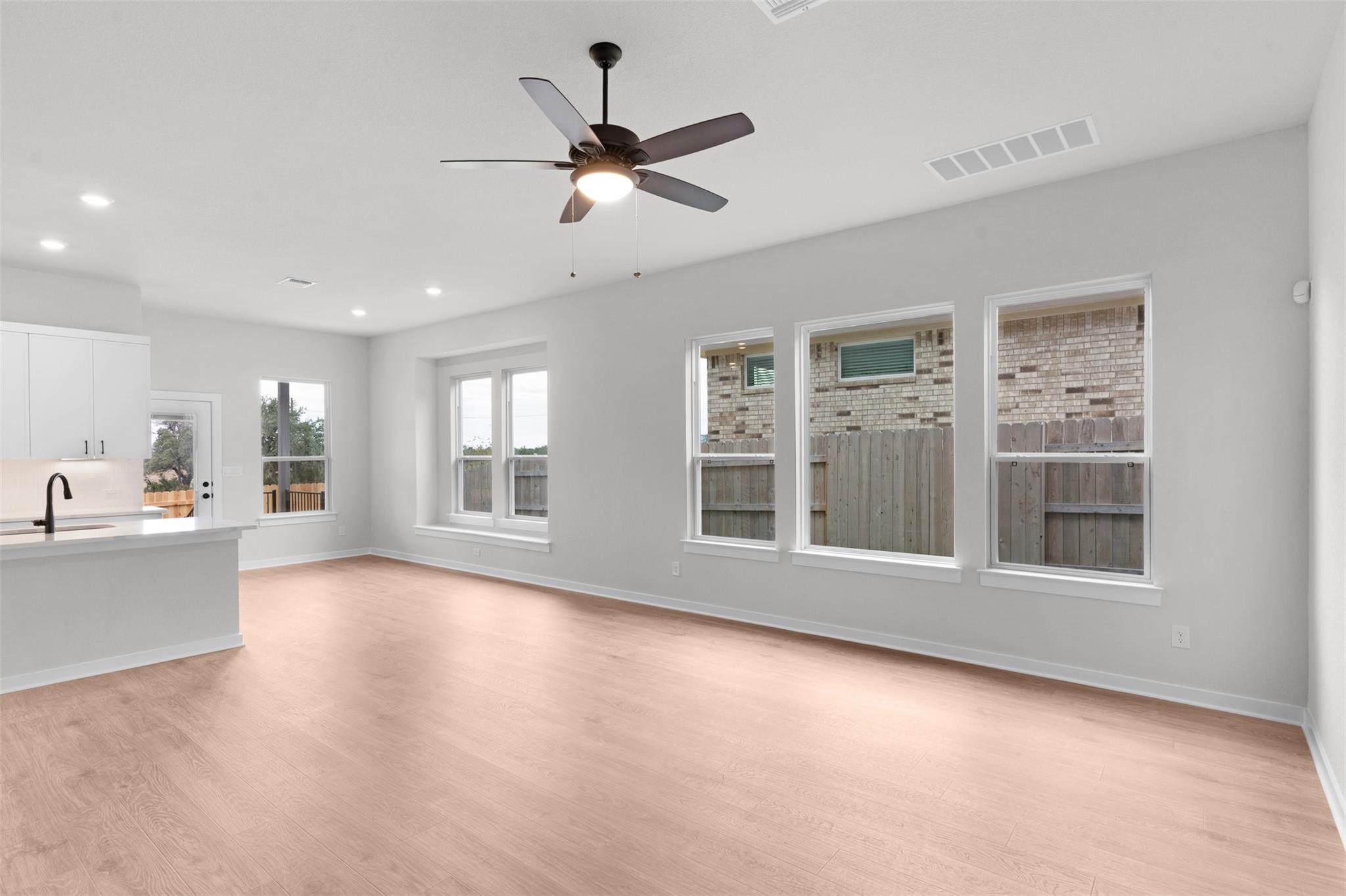 140 Basketflower Ln, Georgetown, TX 78633