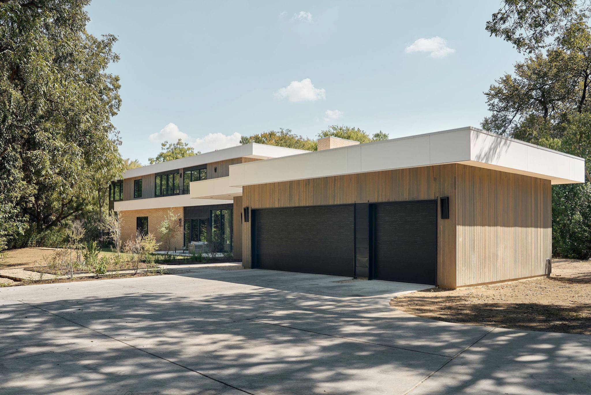 1112 W Annie St, Austin, TX 78704