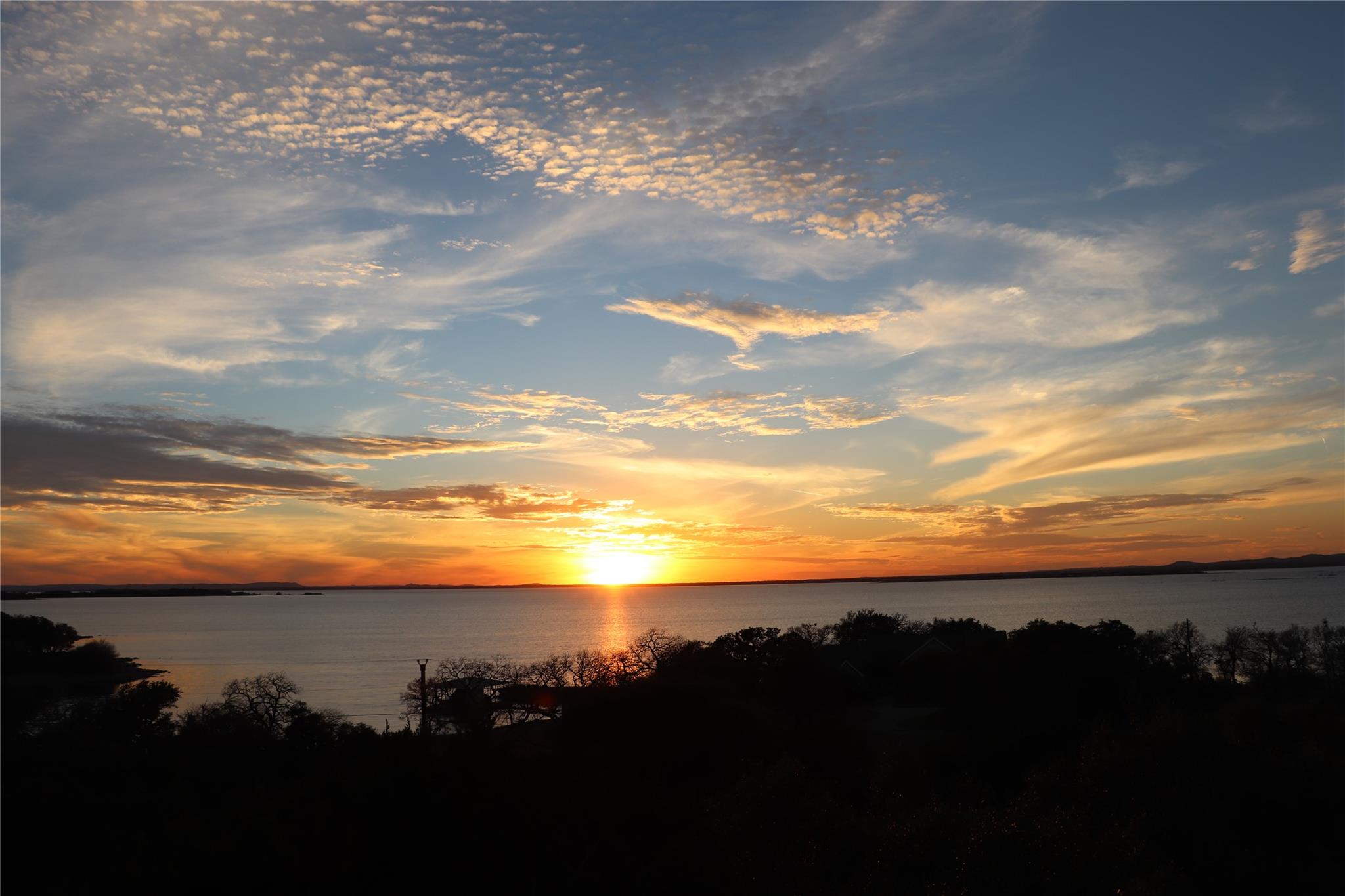 4401 Sunset Cliff Rd, Burnet, TX 78611