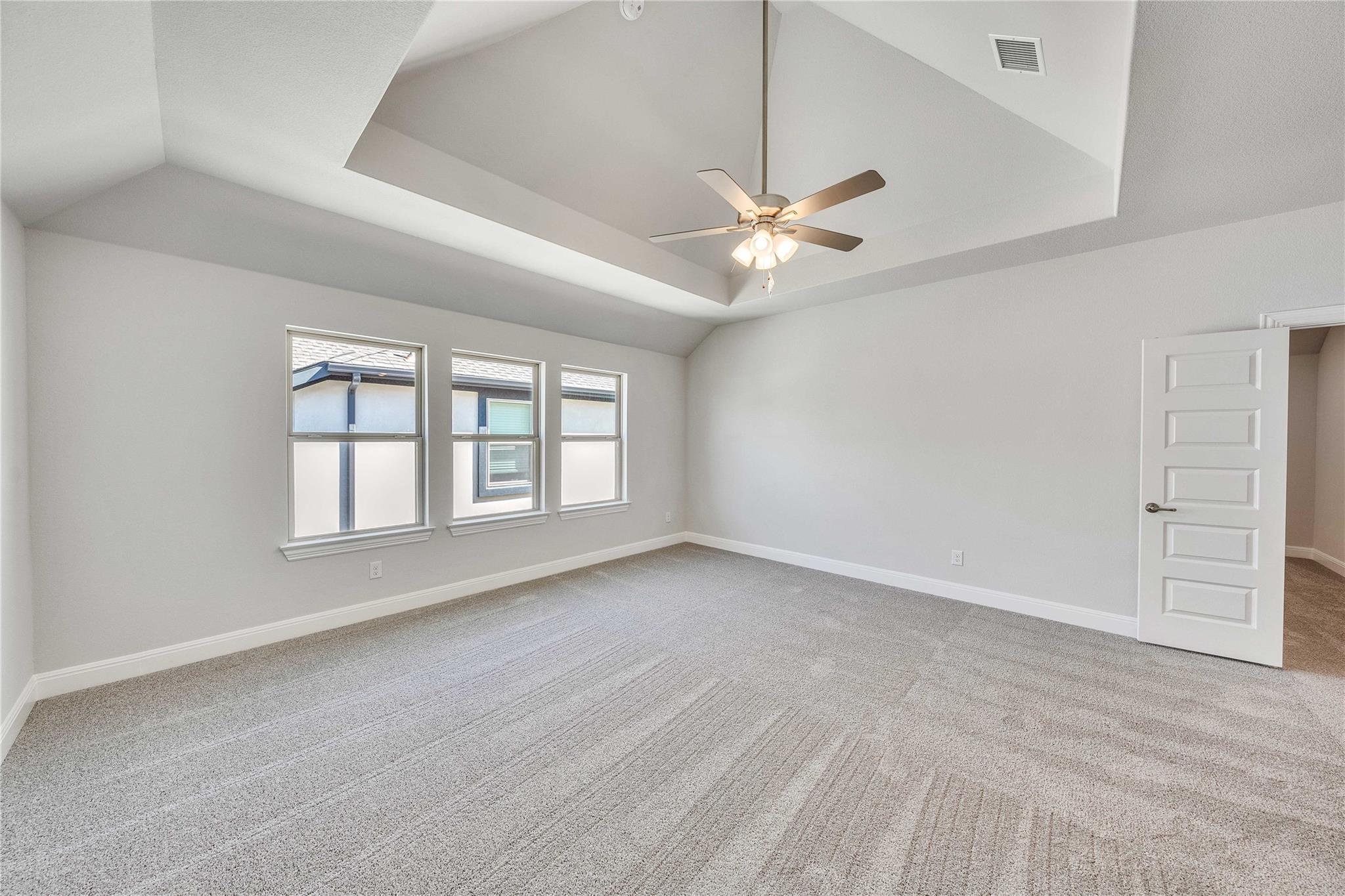 1824 Lazy Grove Bnd, Leander, TX 78641