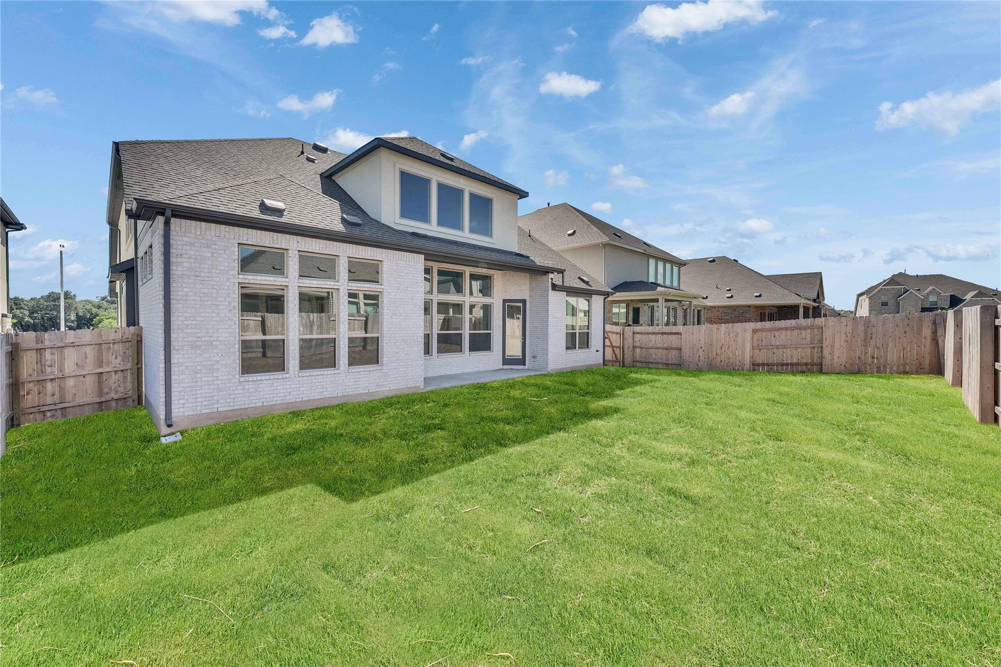 1824 Lazy Grove Bnd, Leander, TX 78641