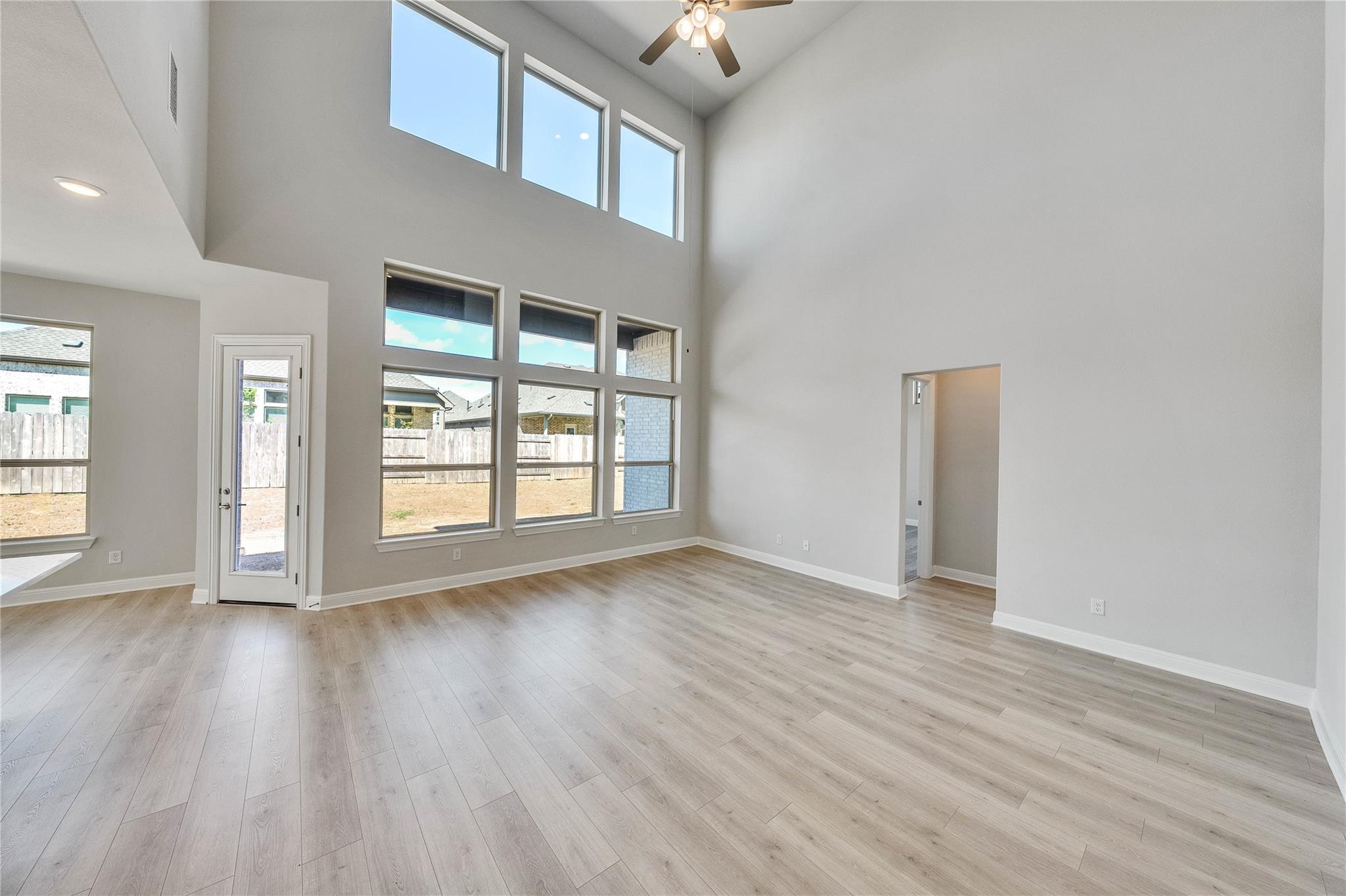 1824 Lazy Grove Bnd, Leander, TX 78641