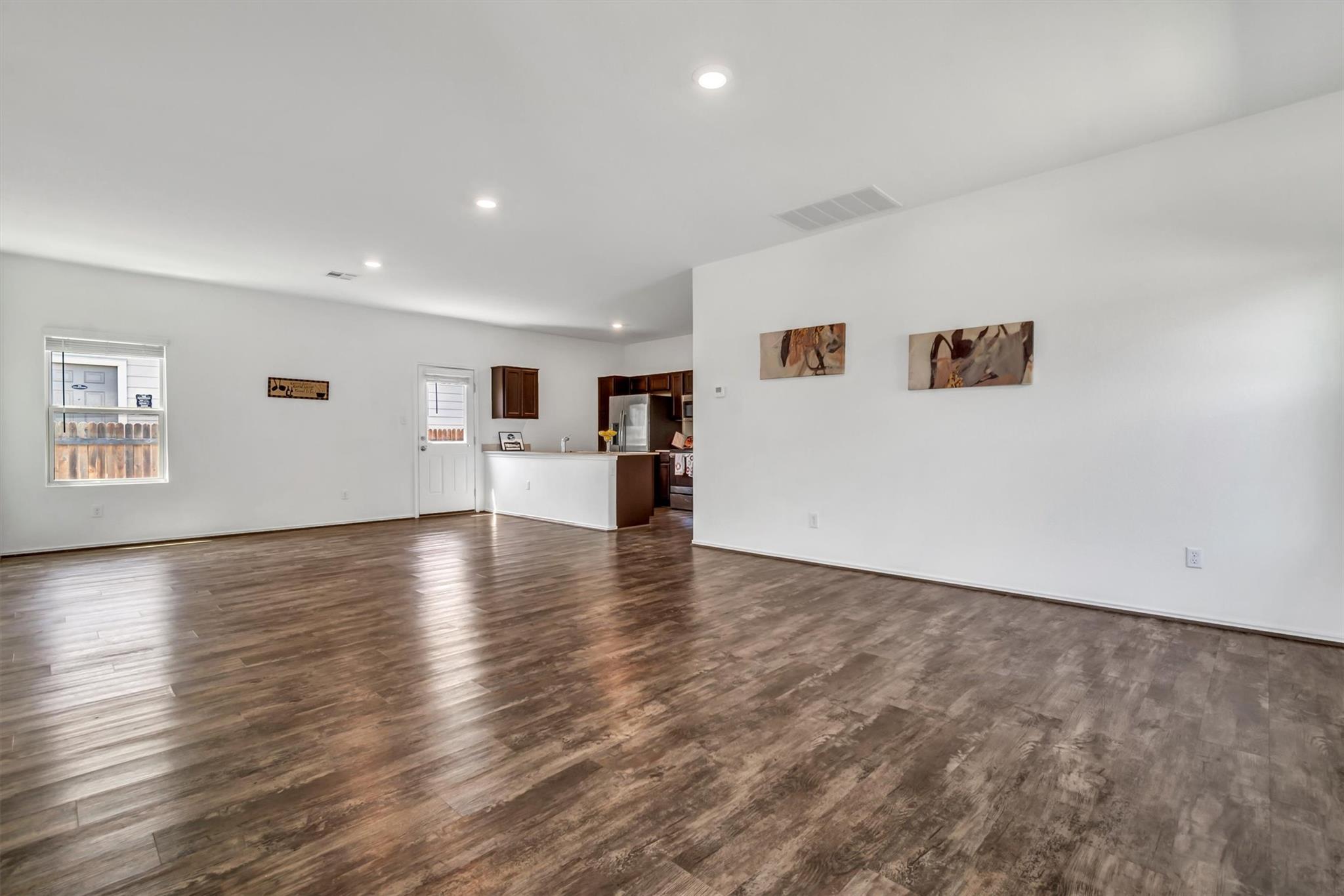 771 Circle Way, Jarrell, TX 76537