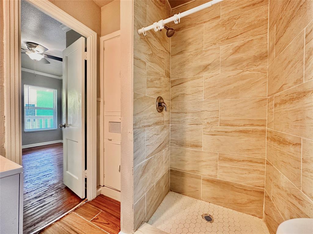 204 E 30th St # 203, Austin, TX 78705