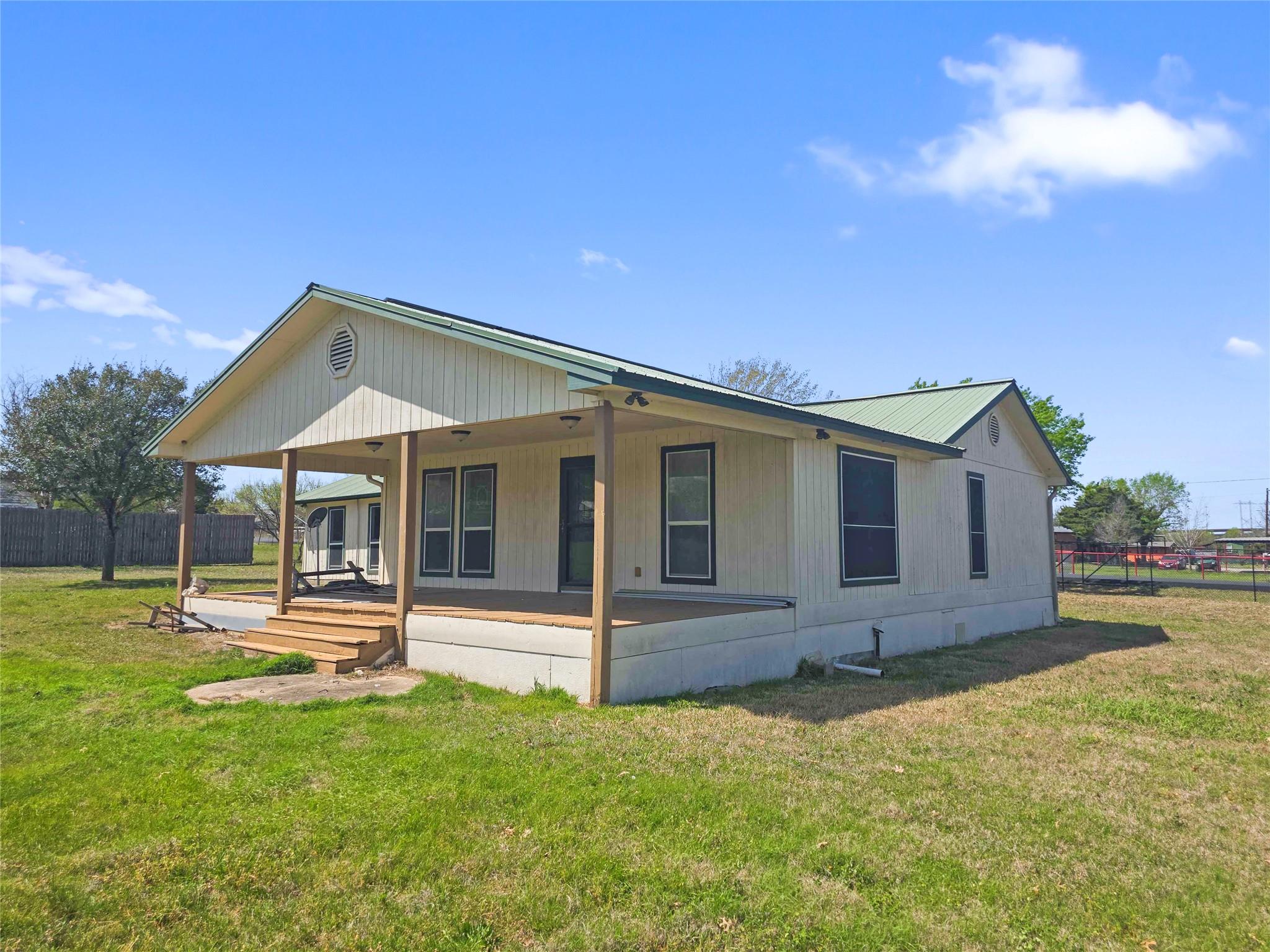 11701 Reata Dr, Buda, TX 78610