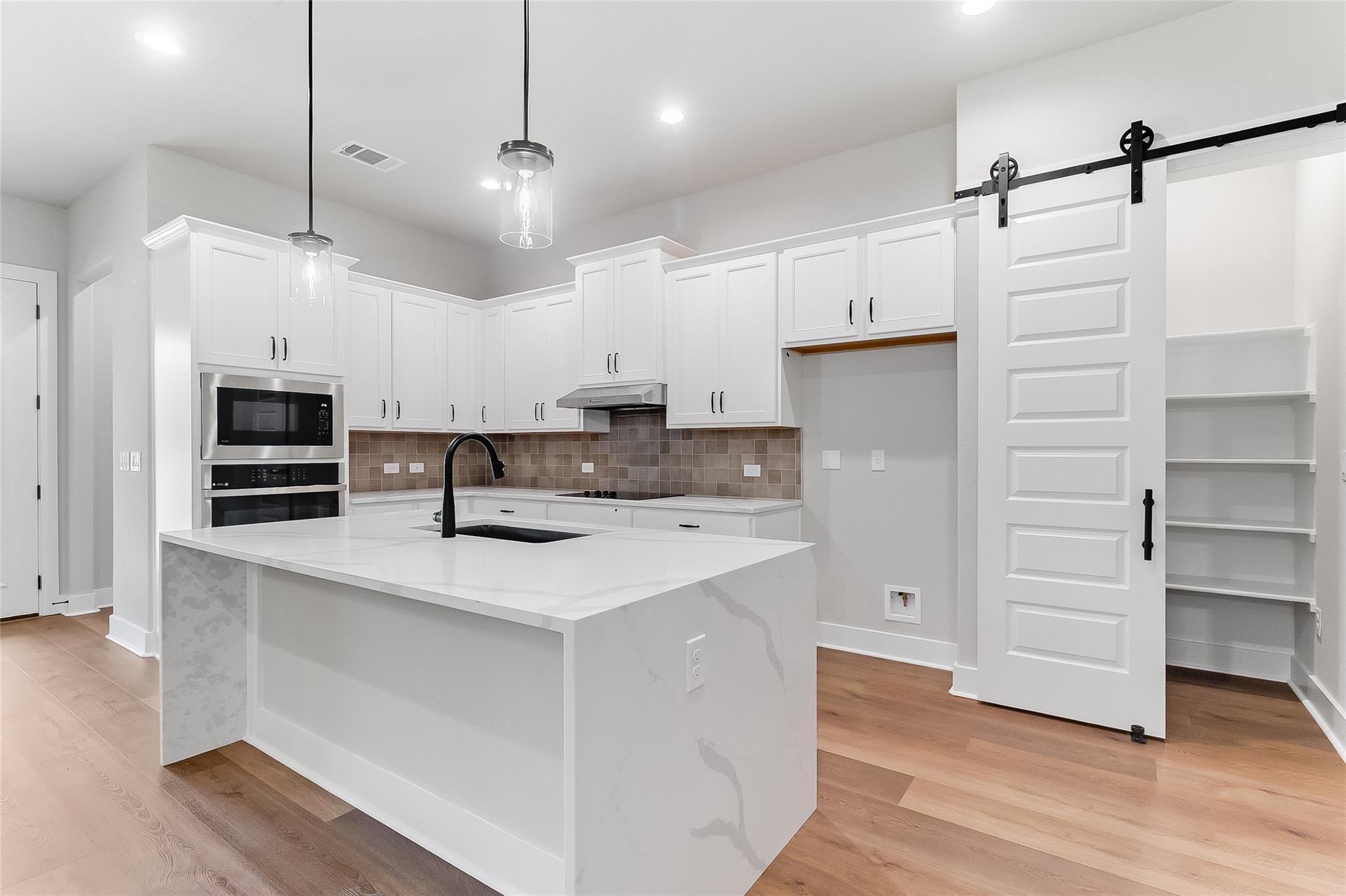 3105 Morgan Cir, Marble Falls, TX 78654