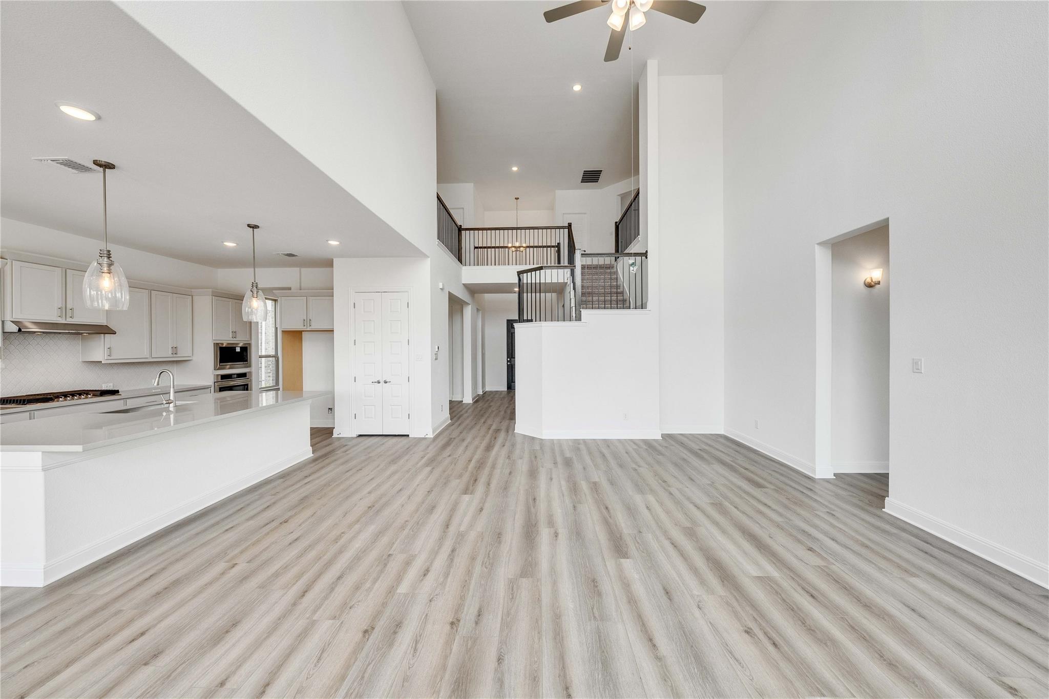 937 Sunny Ridge Dr, Leander, TX 78641