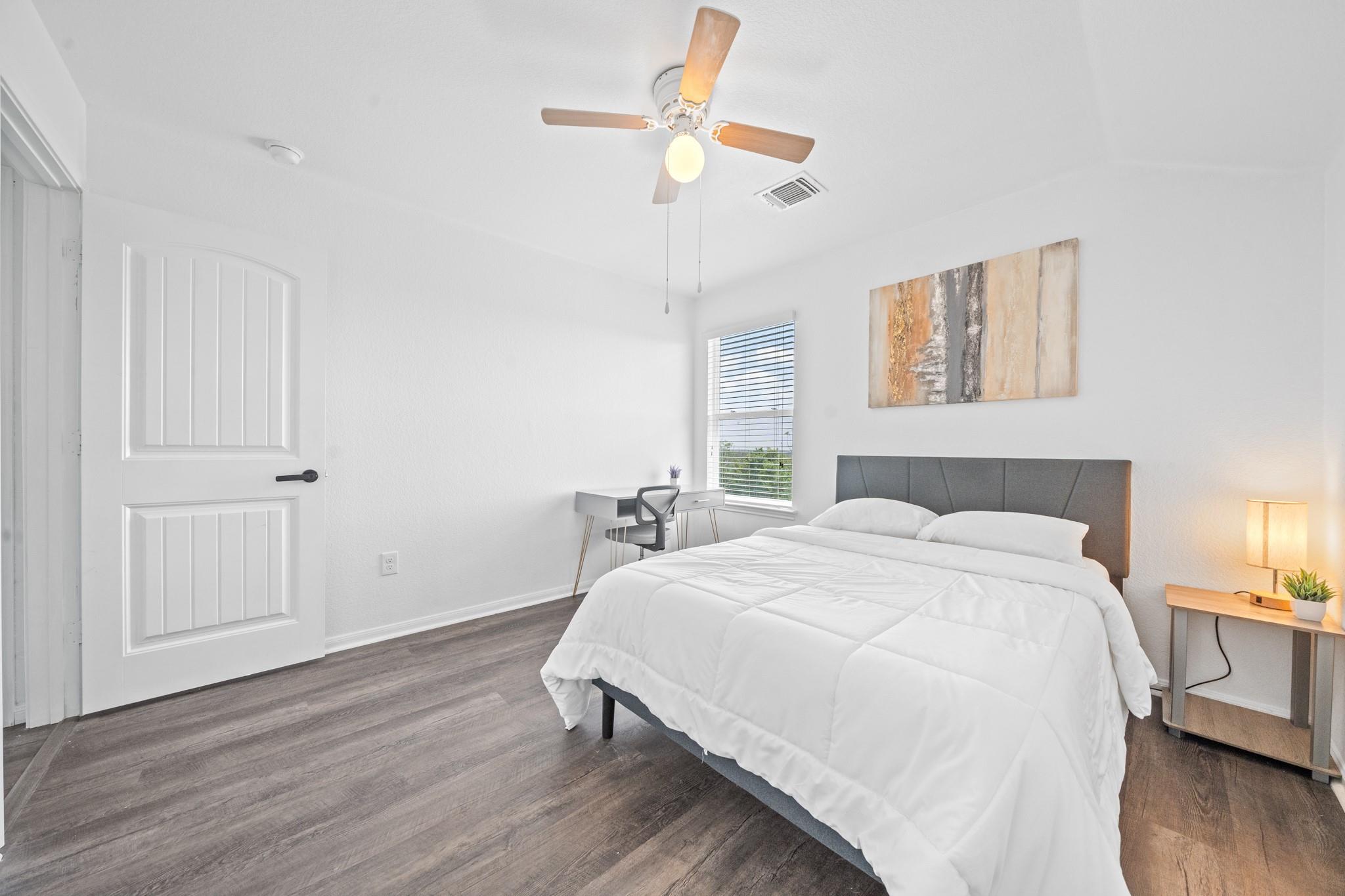 711 Liard River Rd, Hutto, TX 78634