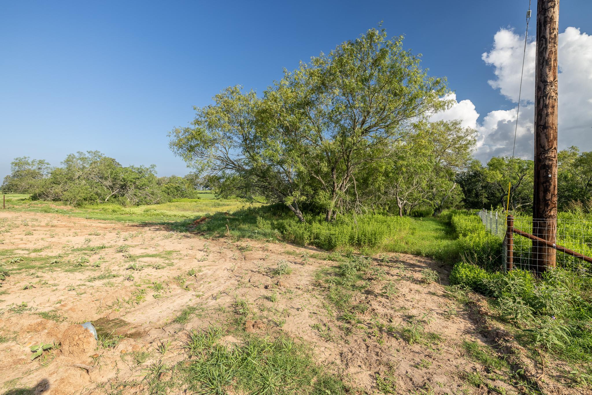 Lot 1-E County Road 491, Gonzales, TX 78629