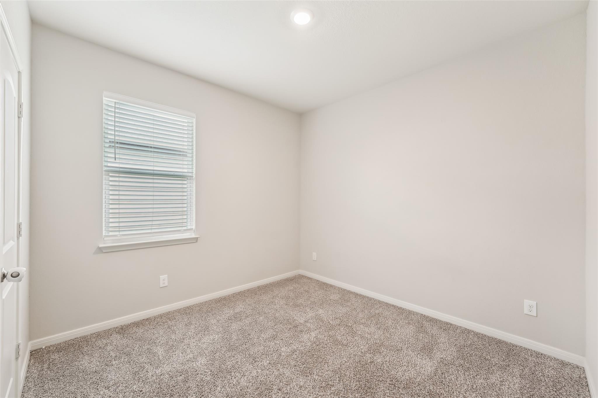 320 Freedom Park Ave, Liberty Hill, TX 78642