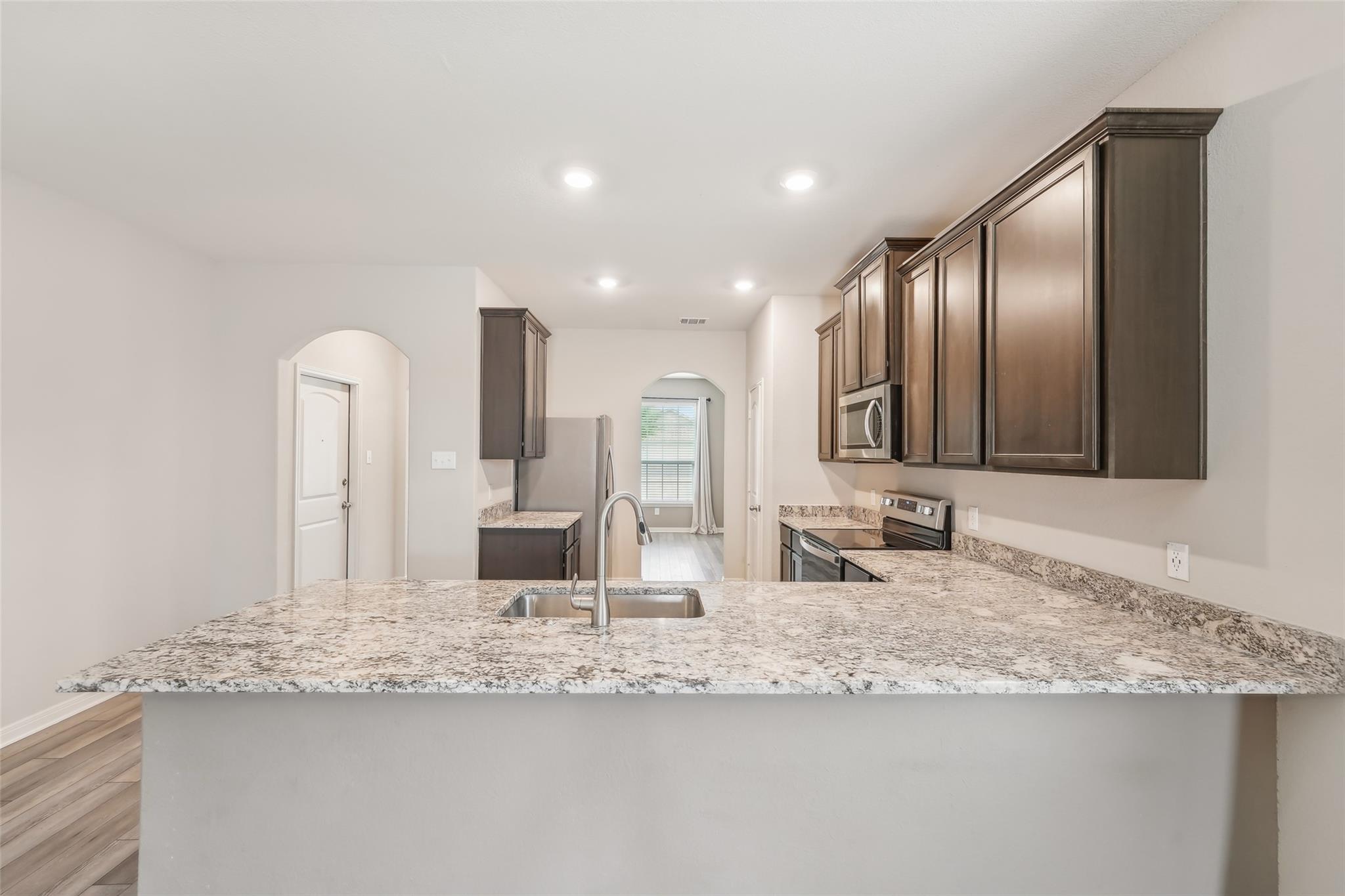 320 Freedom Park Ave, Liberty Hill, TX 78642