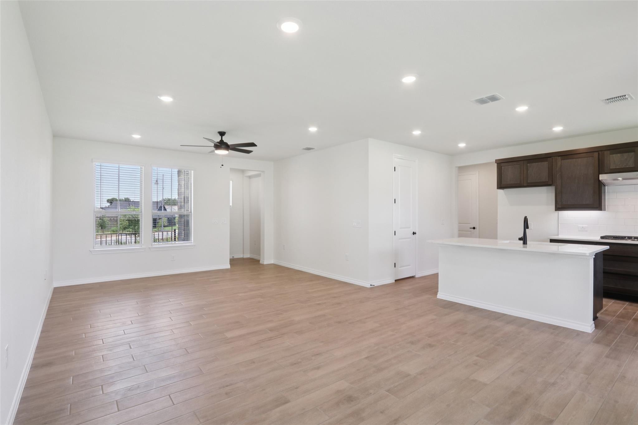 156 Antoinette Way, San Marcos, TX 78666